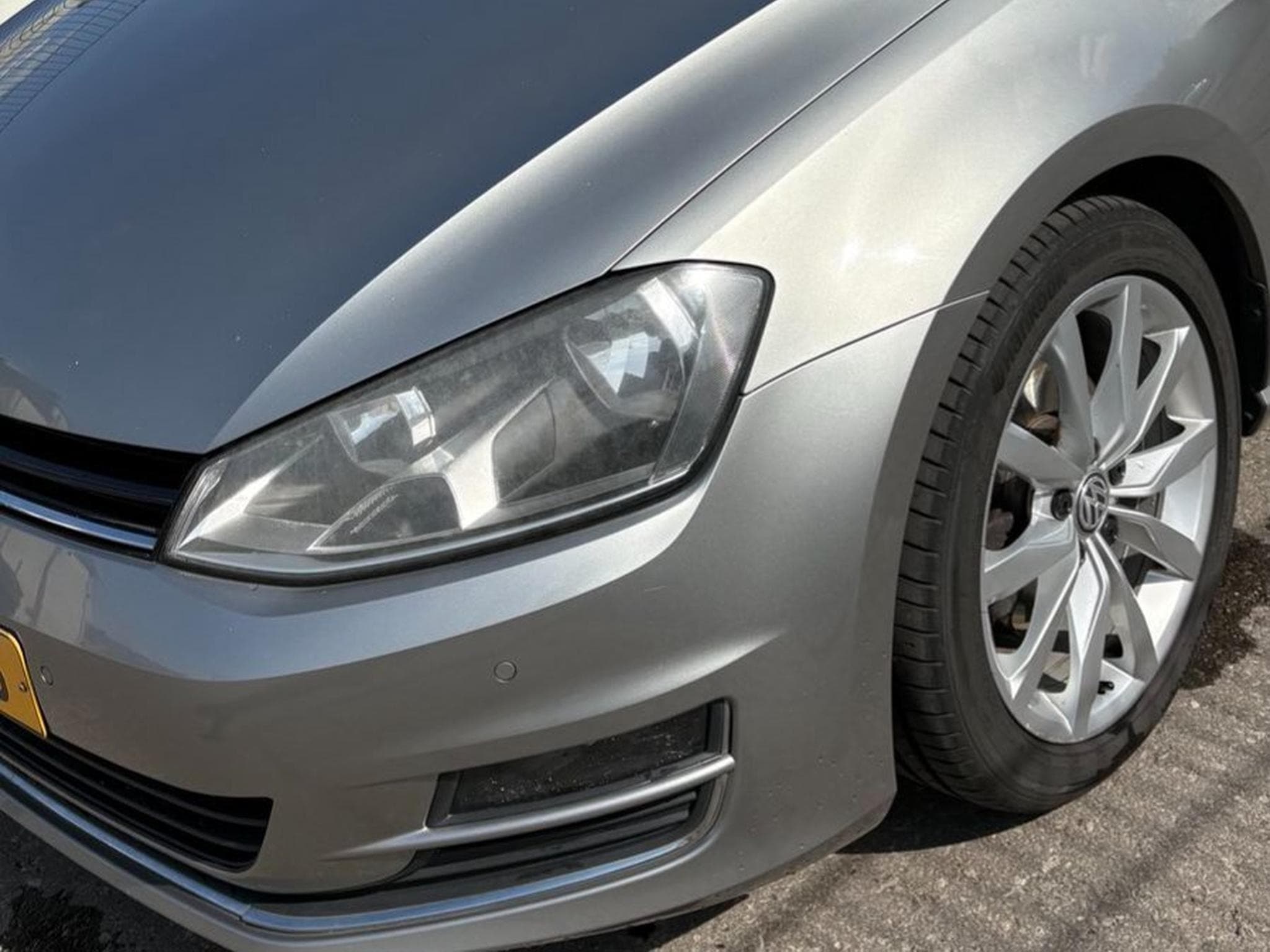 VW Golf VII TRENDLINE (2014) - Photo 2