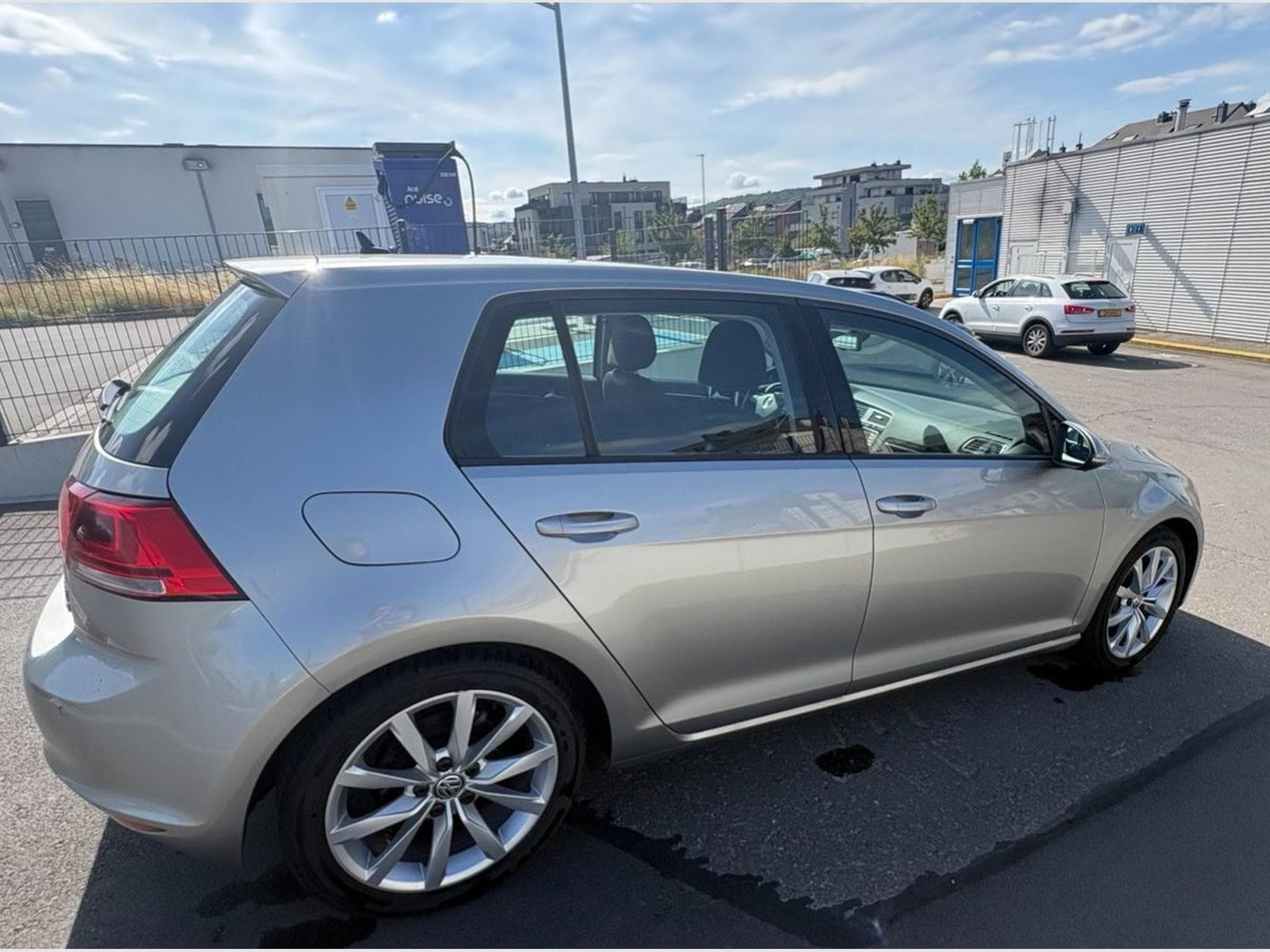 VW Golf VII TRENDLINE (2014) - Photo 3