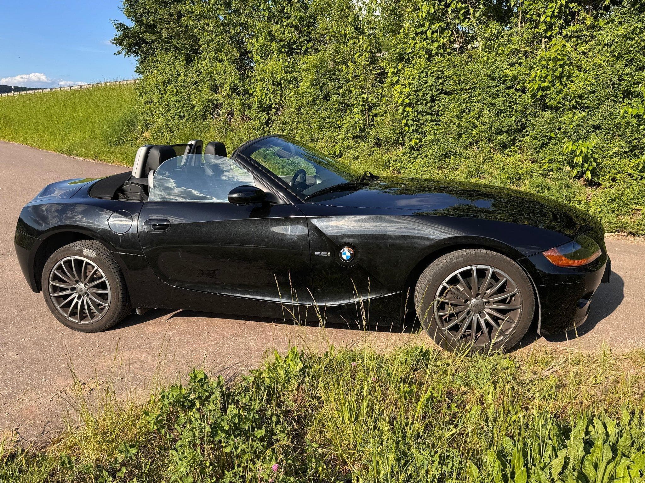 BMW Z4 Z4 2.2i 6-Zylinder 170 PS (2003) - Photo 3