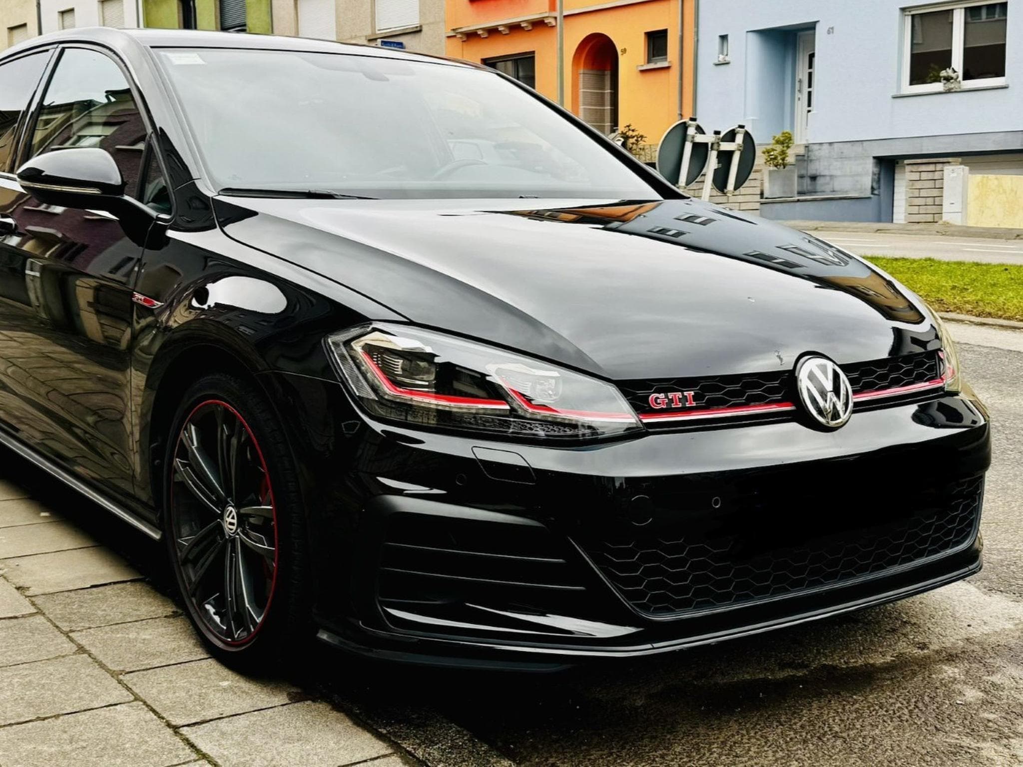 VW Golf VII GTI 7.5 Performance 245cv (2019) - Photo 1