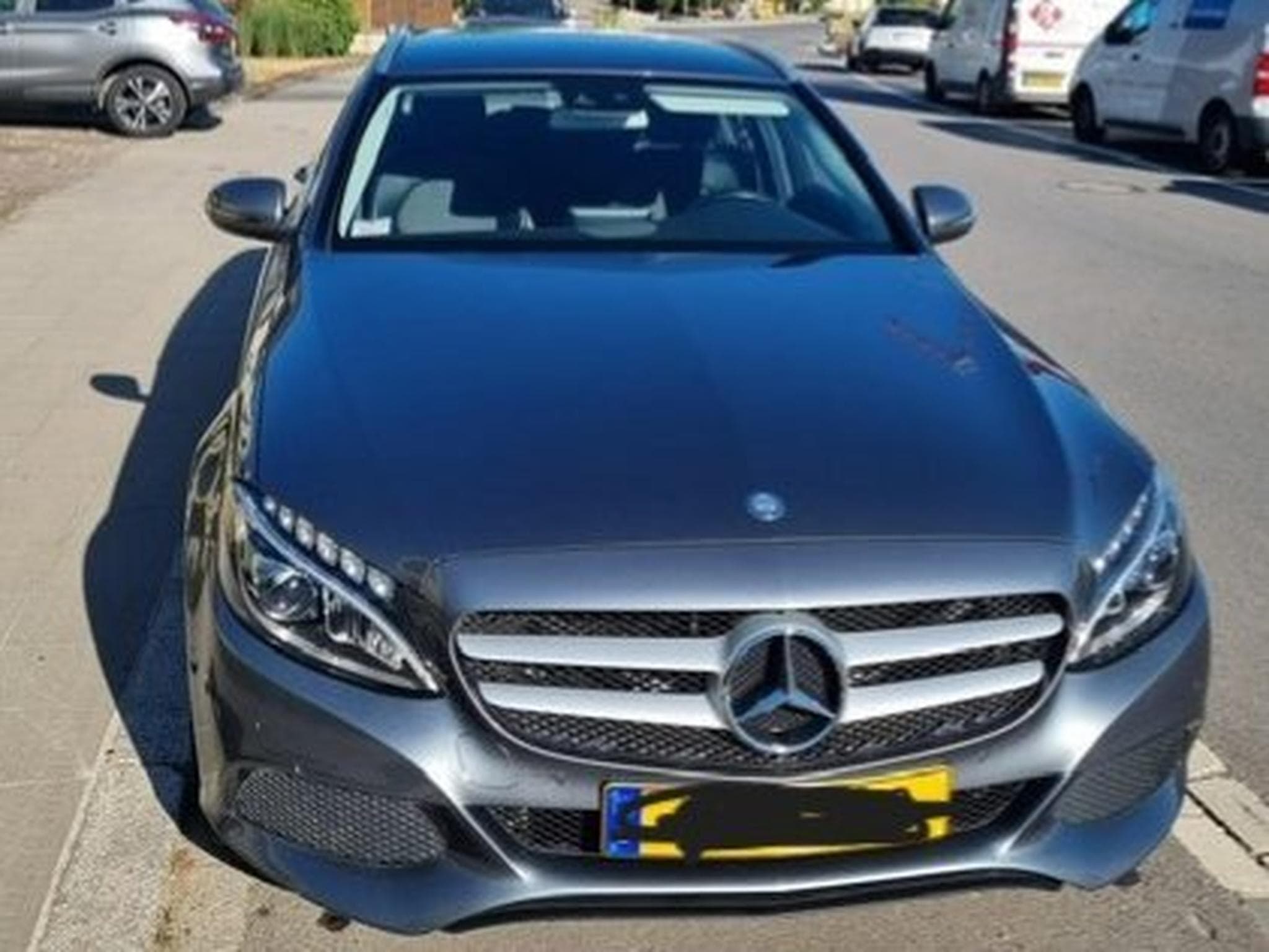 Mercedes C 200 (2016) - Photo 2