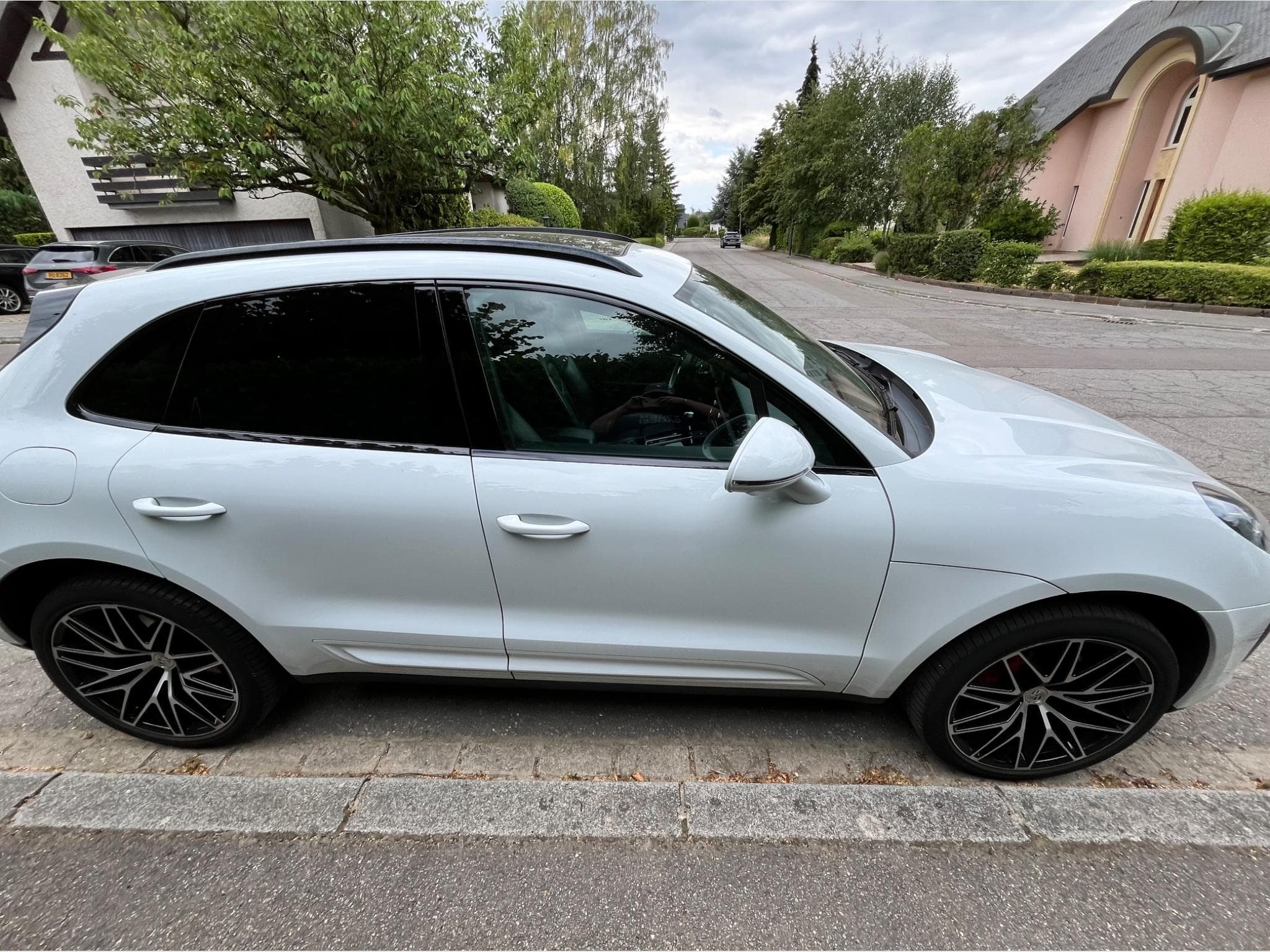Porsche Macan S (2022) - Photo 4