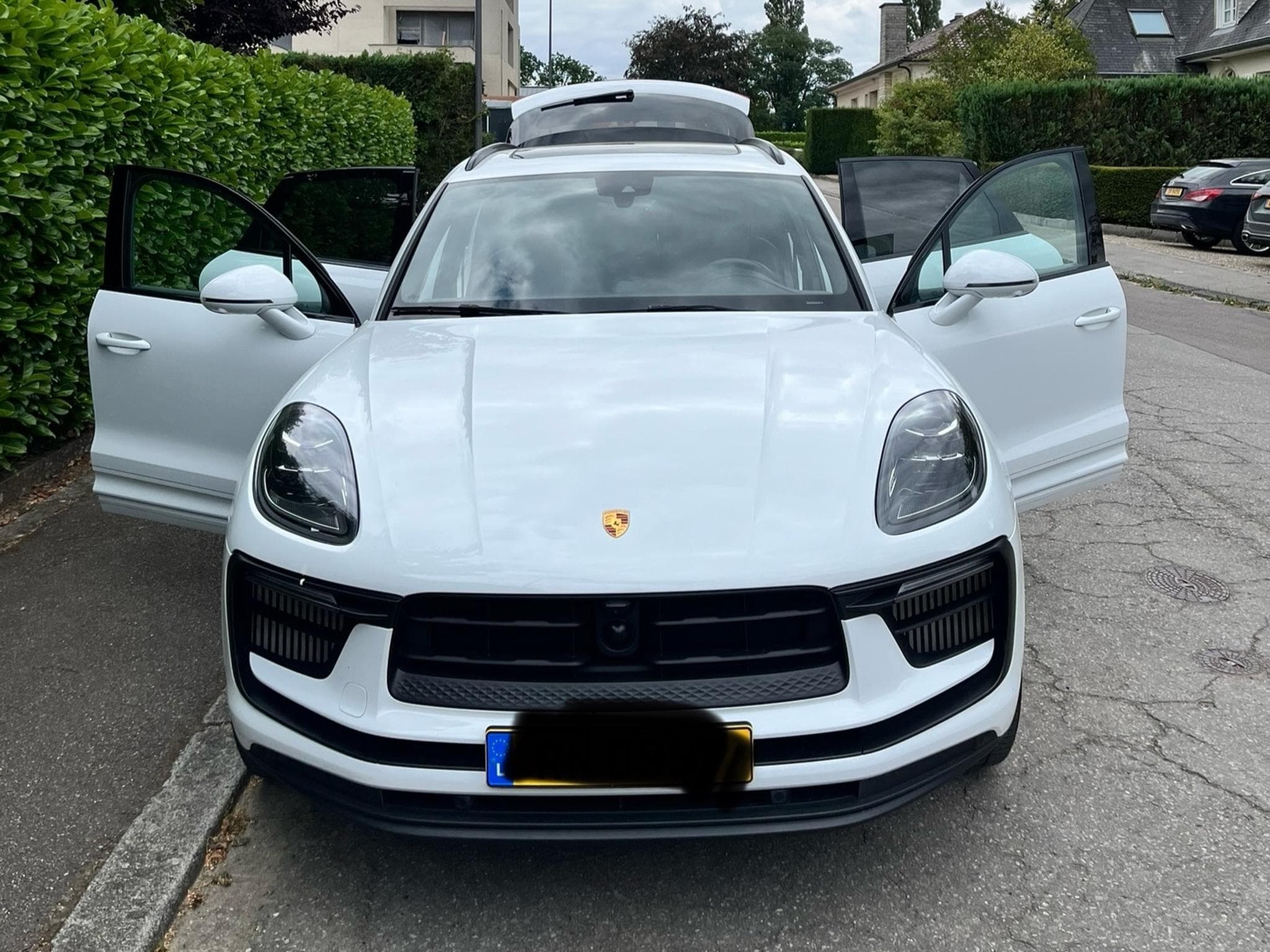Porsche Macan S (2022) - Photo 8