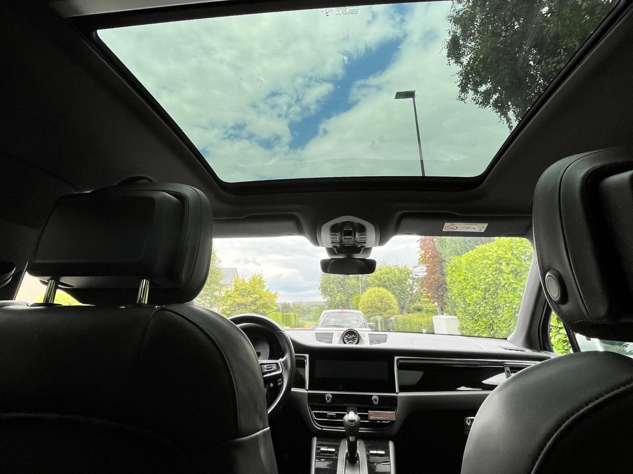 Porsche Macan S (2022) - Photo 11
