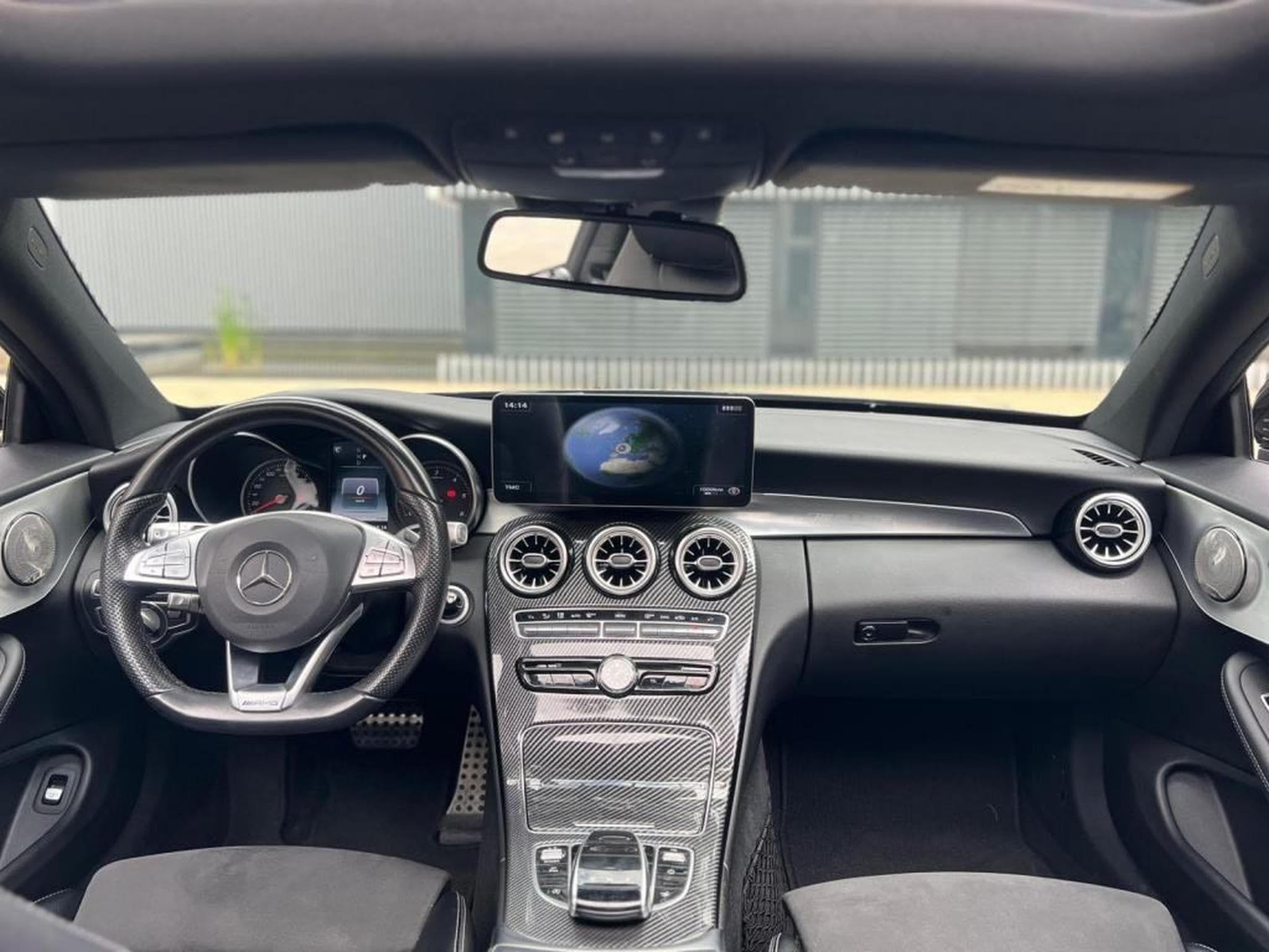 Mercedes C 220 4 MATIC / AUTOMATIQUE / TOIT OUVRANT / BOURMESTER / (2018) - Photo 10