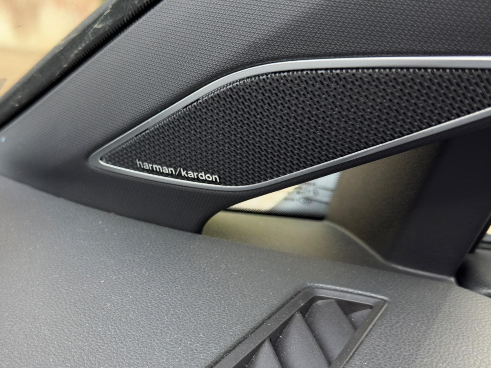 VW Golf GTI 2.0 TSI DSG (2022) - Photo 9