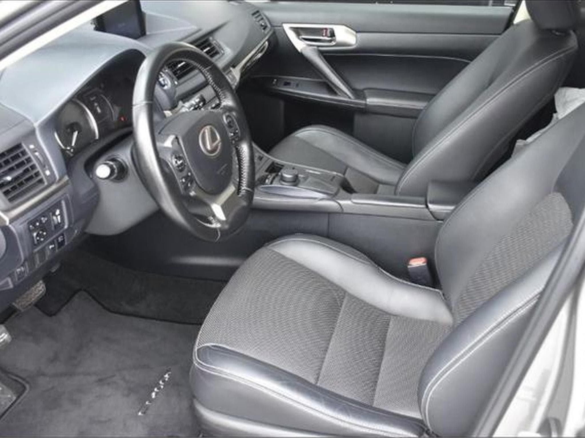 Lexus CT 200H 99 cv Business Model (2018) - Photo 6