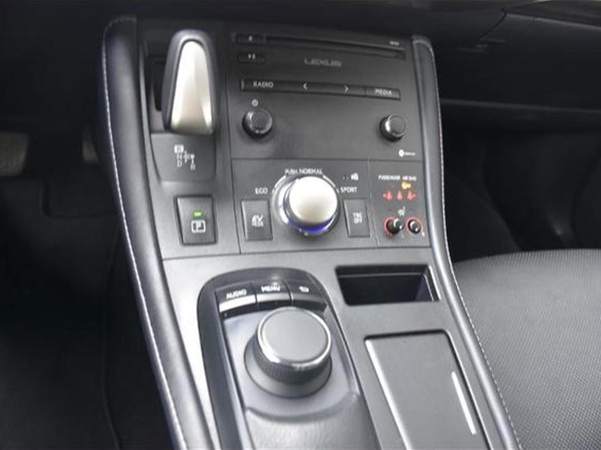 Lexus CT 200H 99 cv Business Model (2018) - Photo 12
