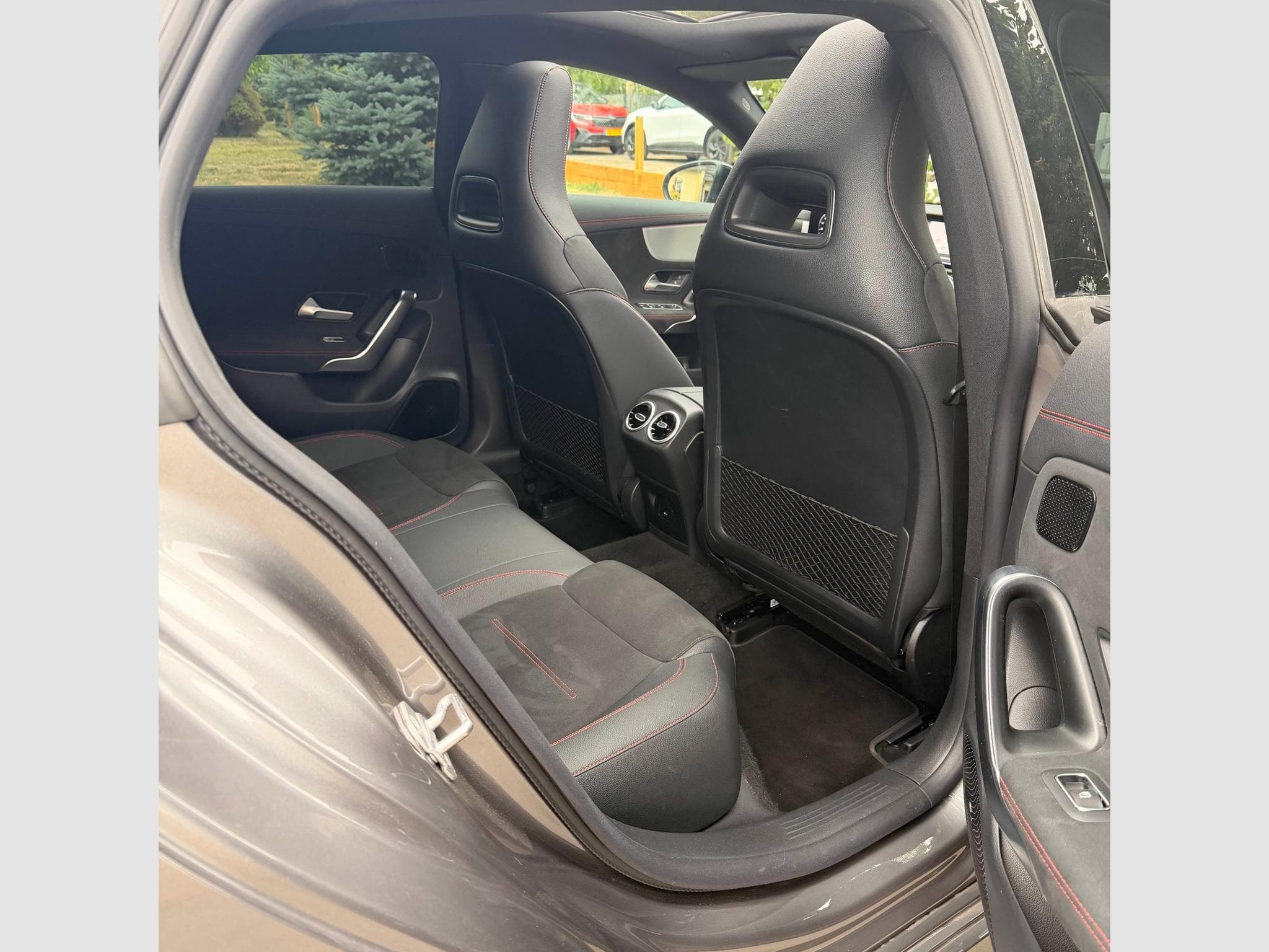 Mercedes CLA 200 Shooting Brake AMG - Camera 360 - Pano (2025) - Photo 8