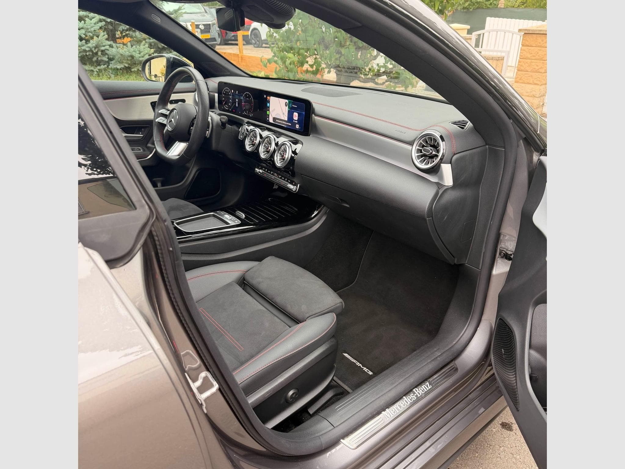 Mercedes CLA 200 Shooting Brake AMG - Camera 360 - Pano (2025) - Photo 7