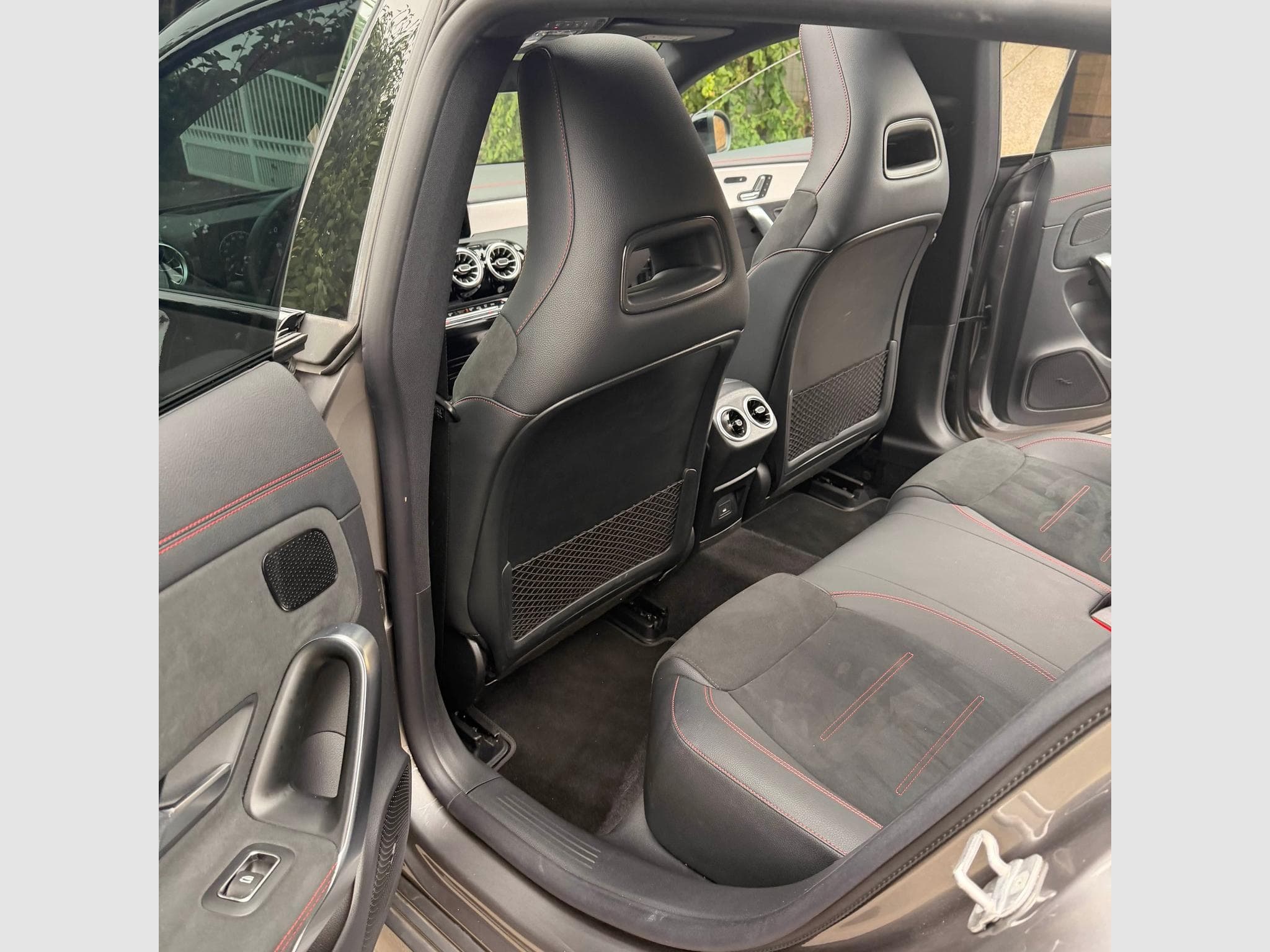 Mercedes CLA 200 Shooting Brake AMG - Camera 360 - Pano (2025) - Photo 11