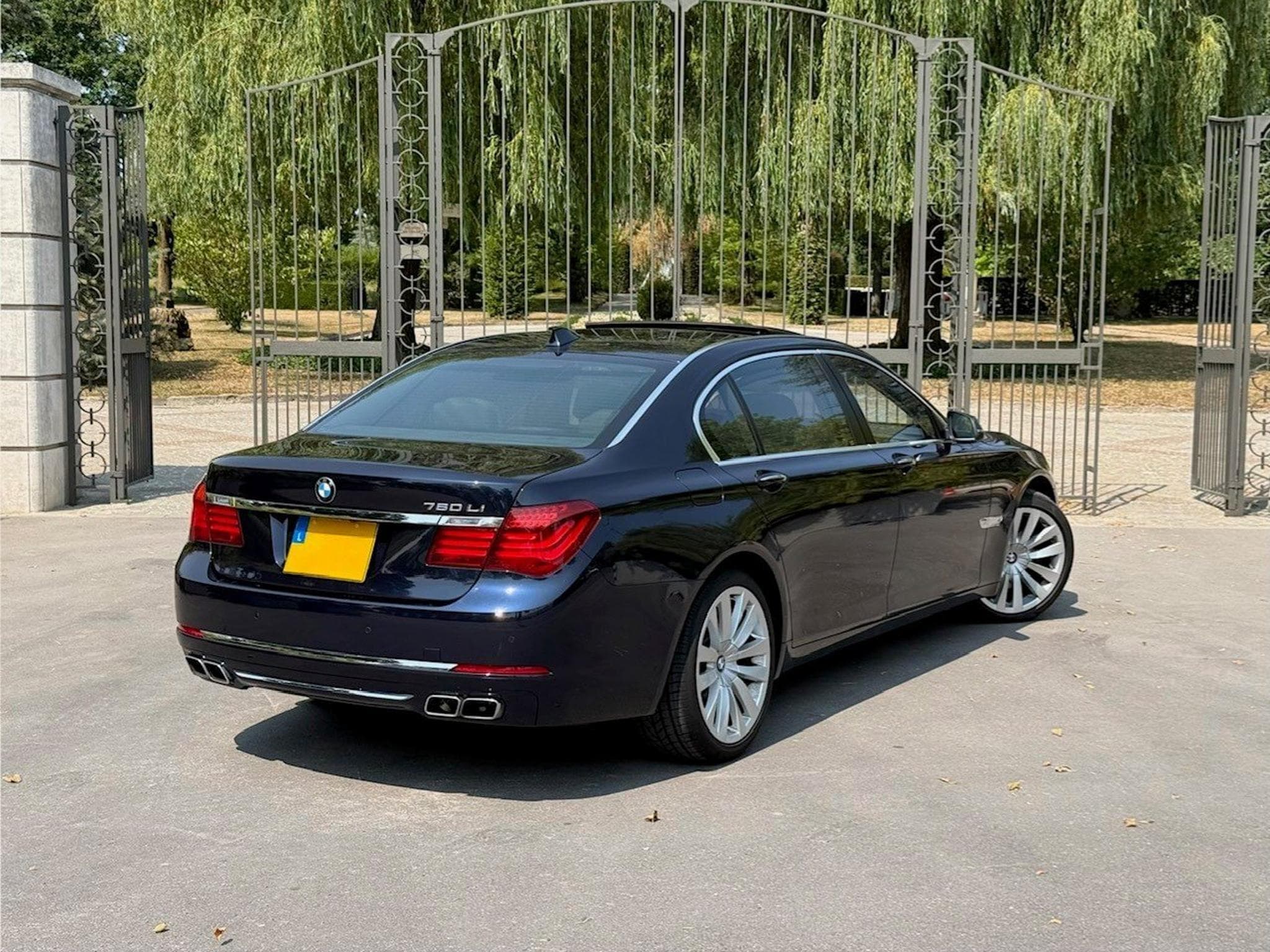 BMW 760 760Li 6.0 V12 *HUD*RearSeat*Full BMW* (2012) - Photo 2