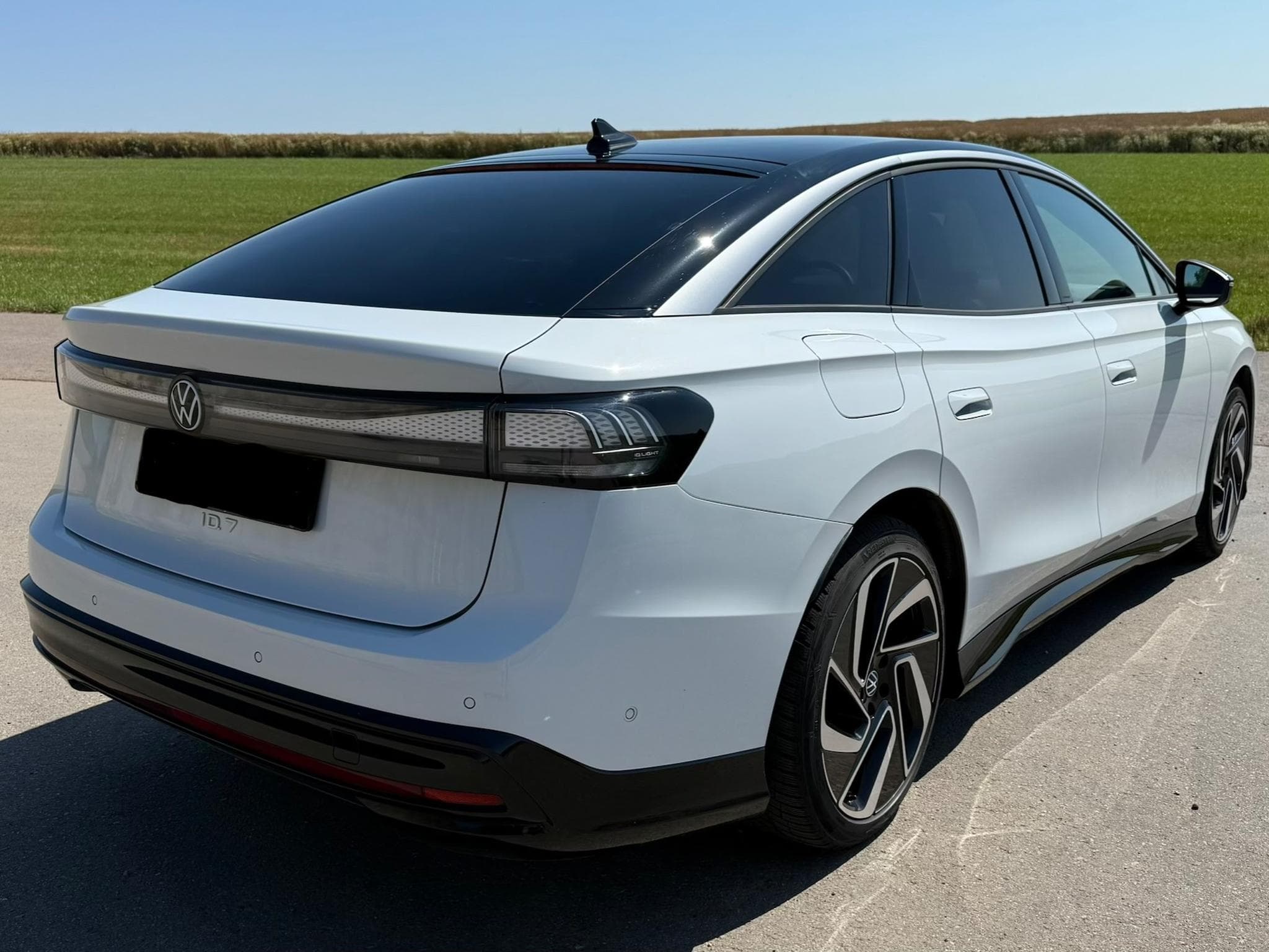 VW ID.7 Pro (2024) - Photo 7