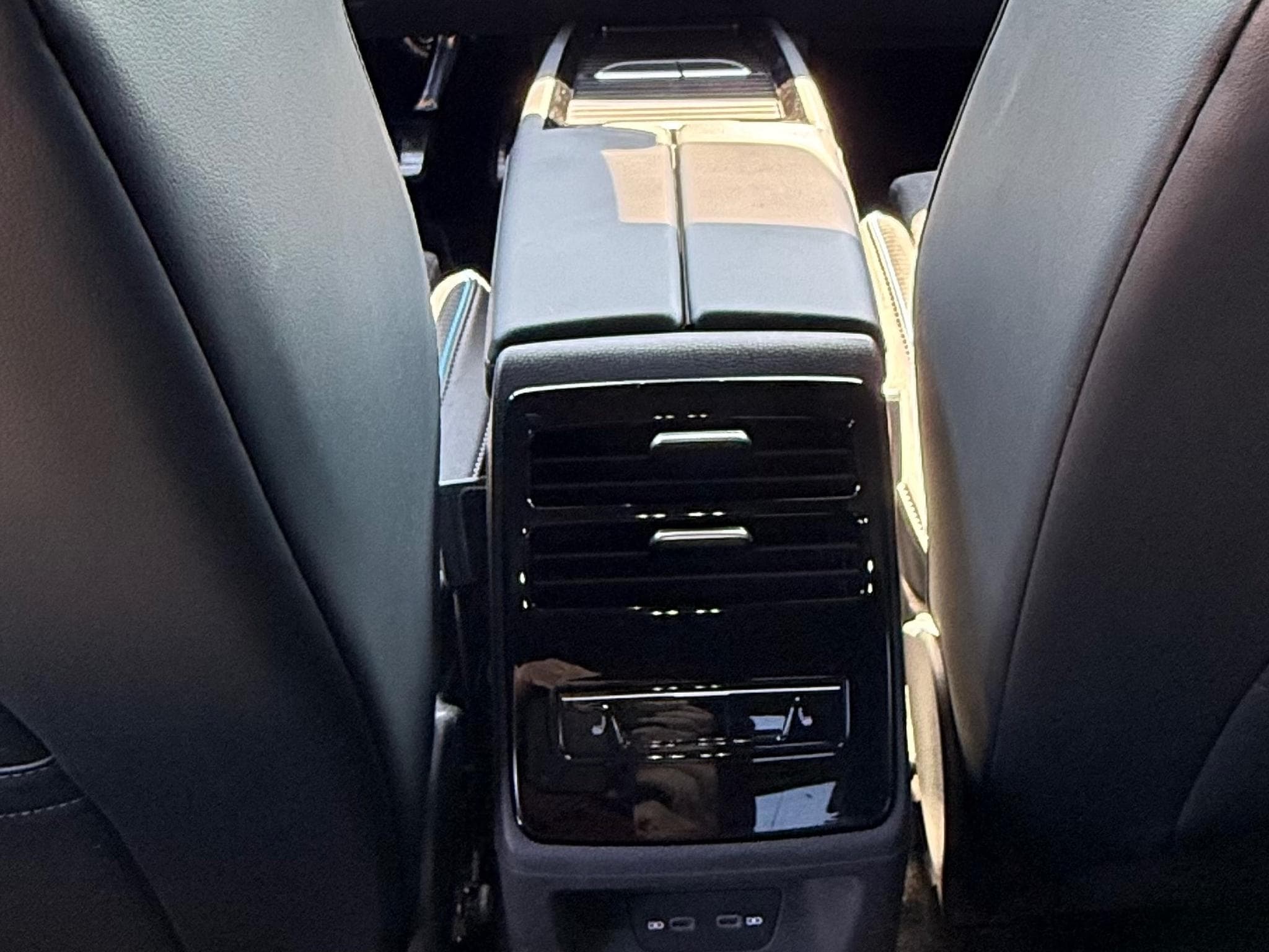 VW ID.7 Pro (2024) - Photo 11
