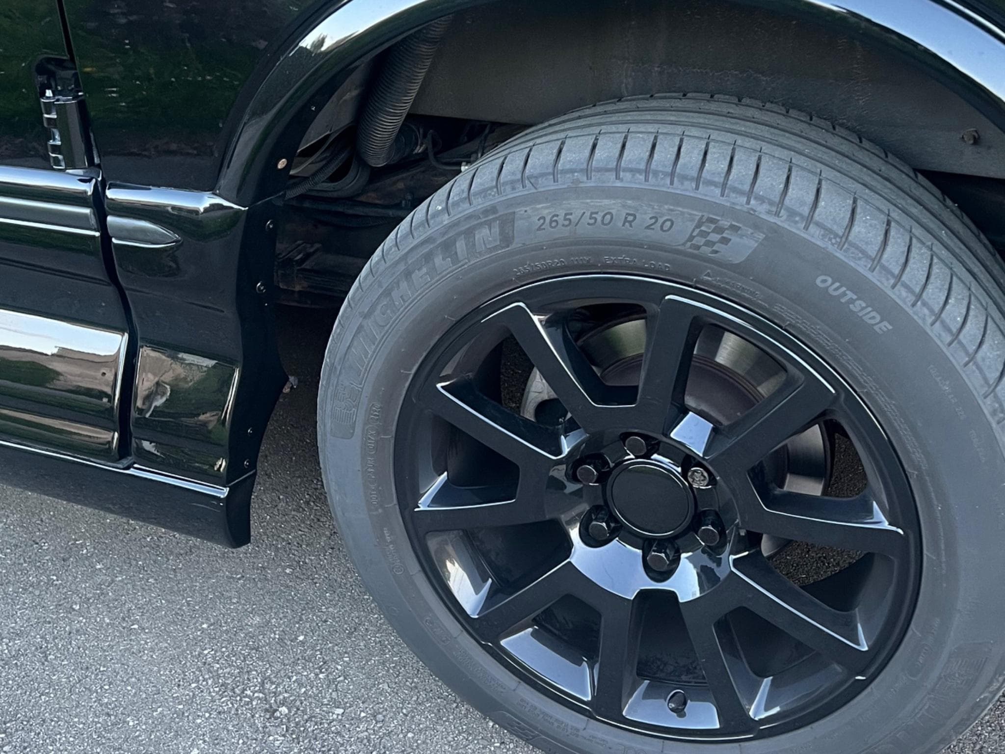 Chevrolet Express Explorer SE Limited 4x4 all black (2013) - Photo 3