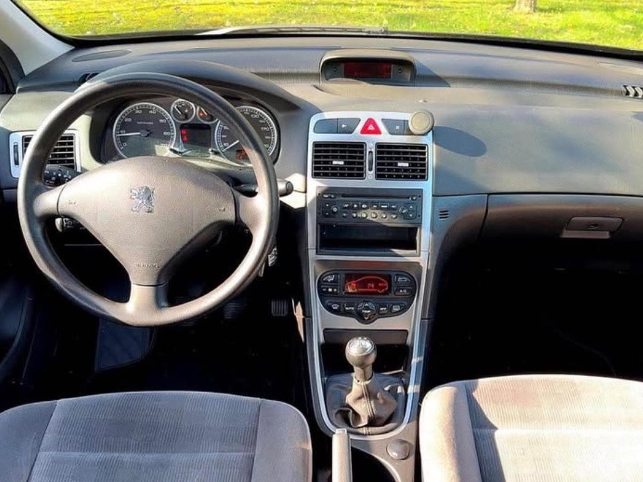 Peugeot 307 (2004) - Photo 3