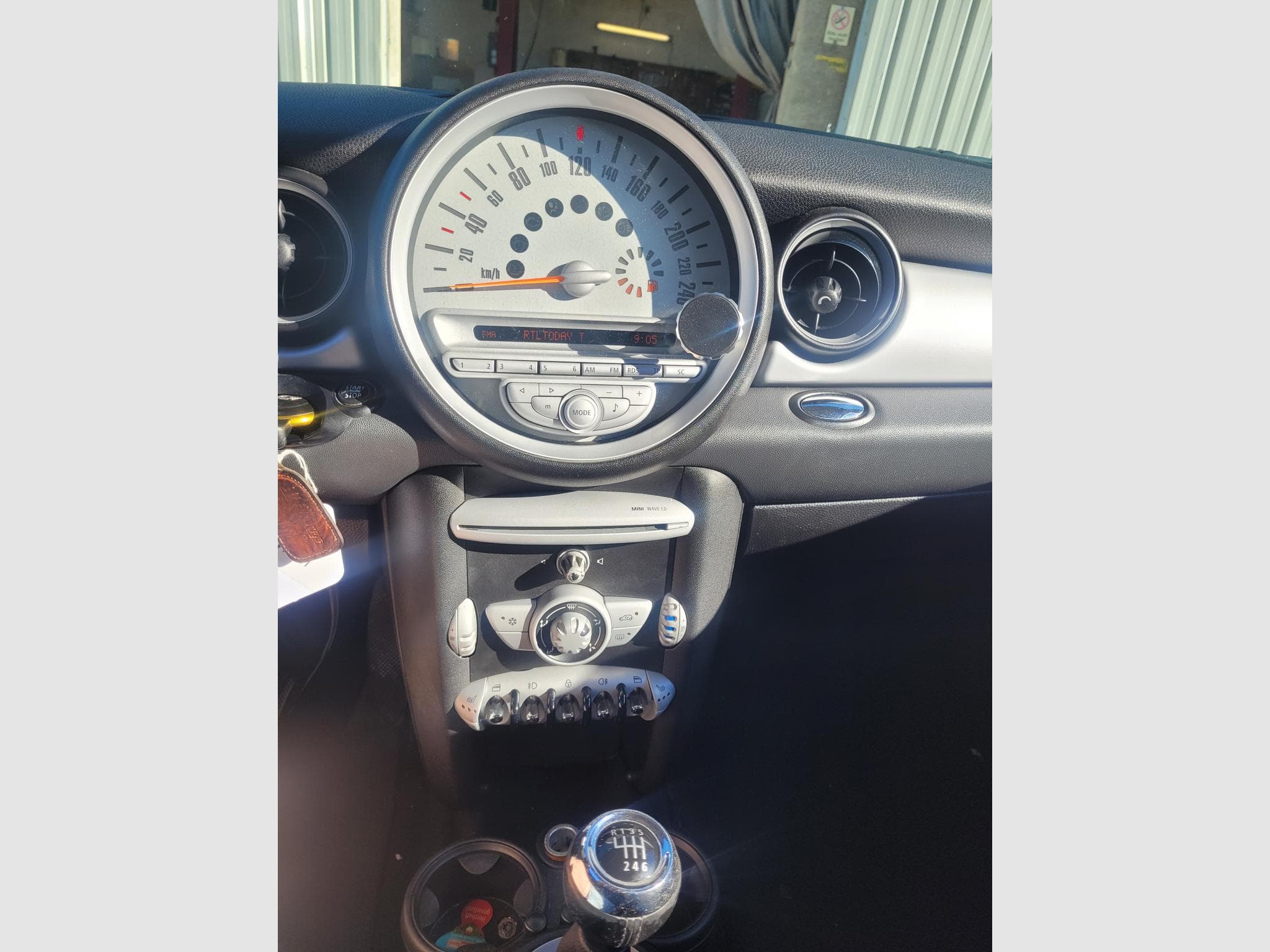 Mini Cooper 16i16v (2007) - Photo 5