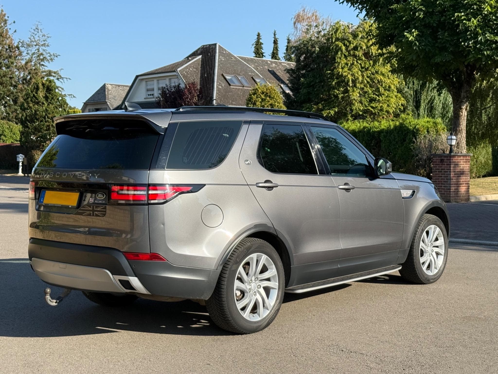 Land-Rover Discovery 3.0 Td6 HSE (2018) - Photo 3