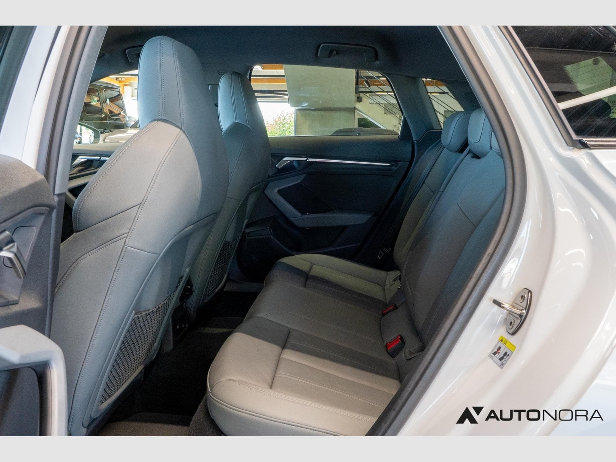 Audi A3 45 TFSIe Sportback S line (2023) - Photo 14