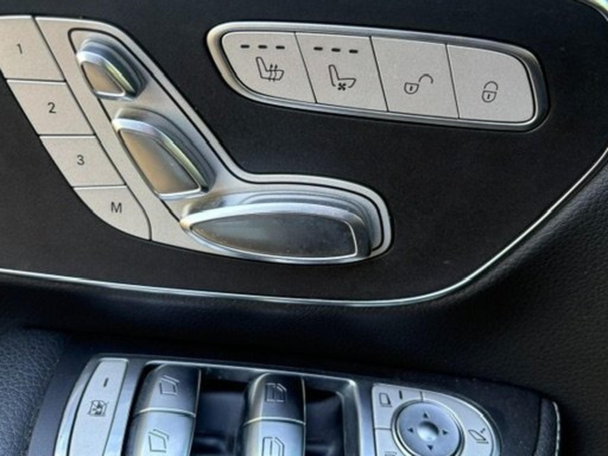 Mercedes V 300 V300d 4matic Avantgarde EDITION Long (2019) - Photo 10
