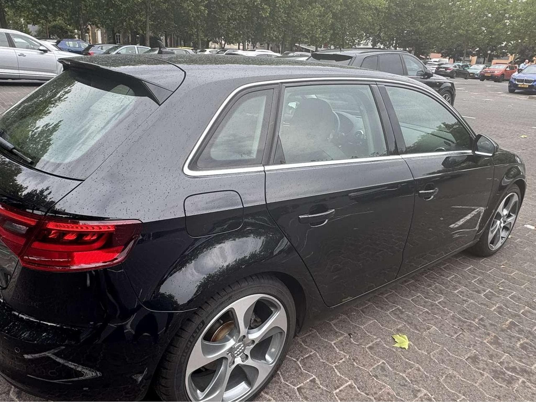 Audi A3 Sportback 1.8 tfsi 180cv ambition luxe (2013) - Photo 2