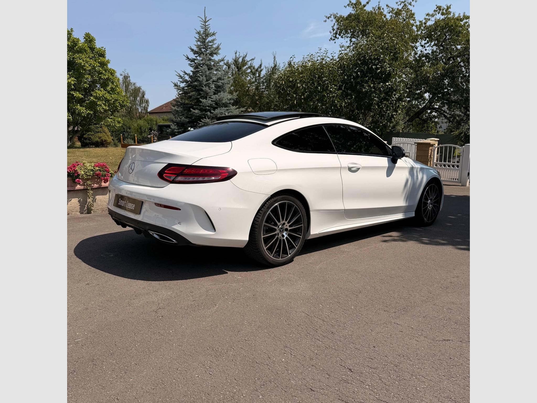 Mercedes C 220 C 220D Coupé AMG (2019) - Photo 7