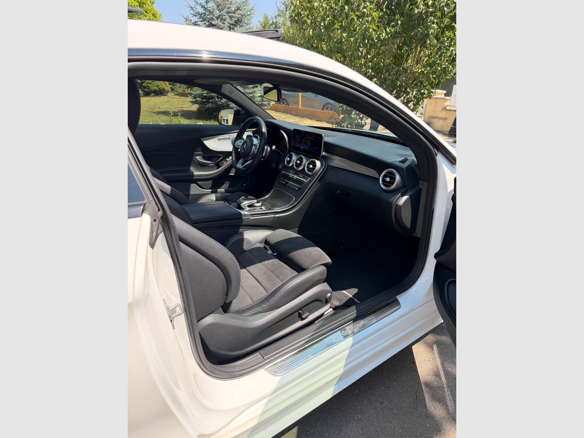 Mercedes C 220 C 220D Coupé AMG (2019) - Photo 8