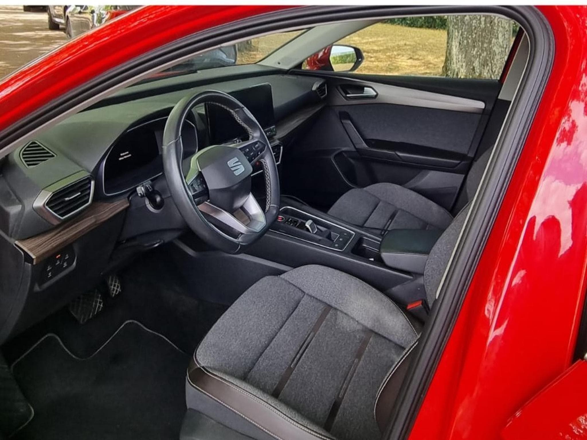 Seat Leon Sportstourer Xcellence (2022) - Photo 6