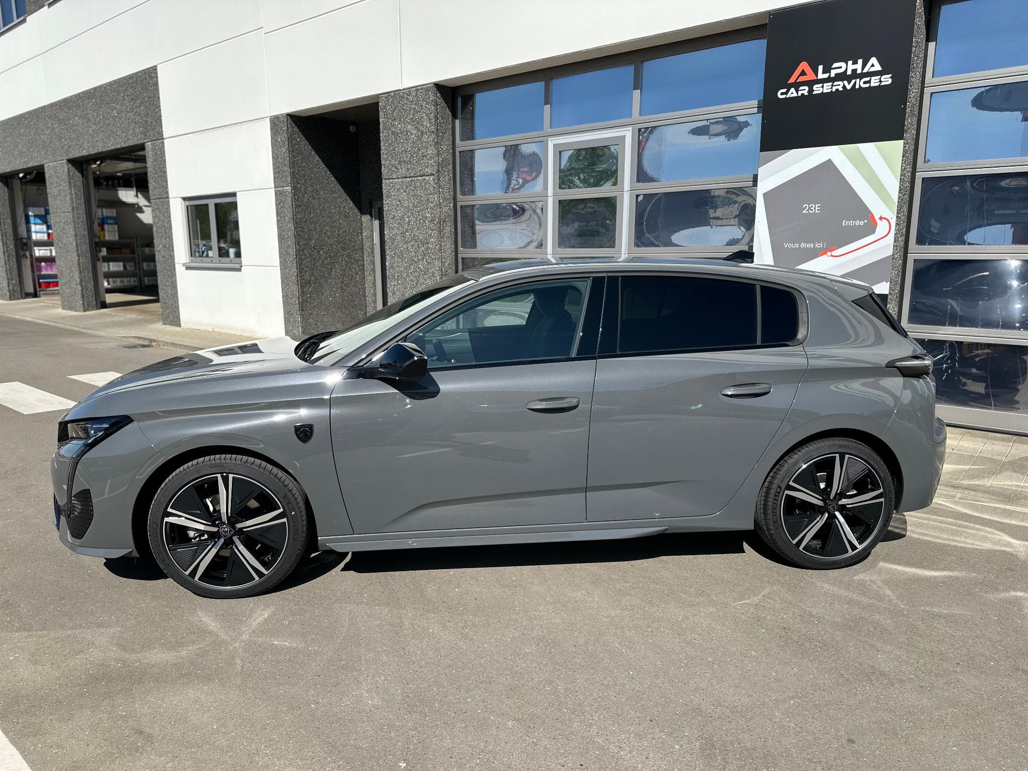 Peugeot 308 GT-LINE 130 CV (2025) - Photo 8