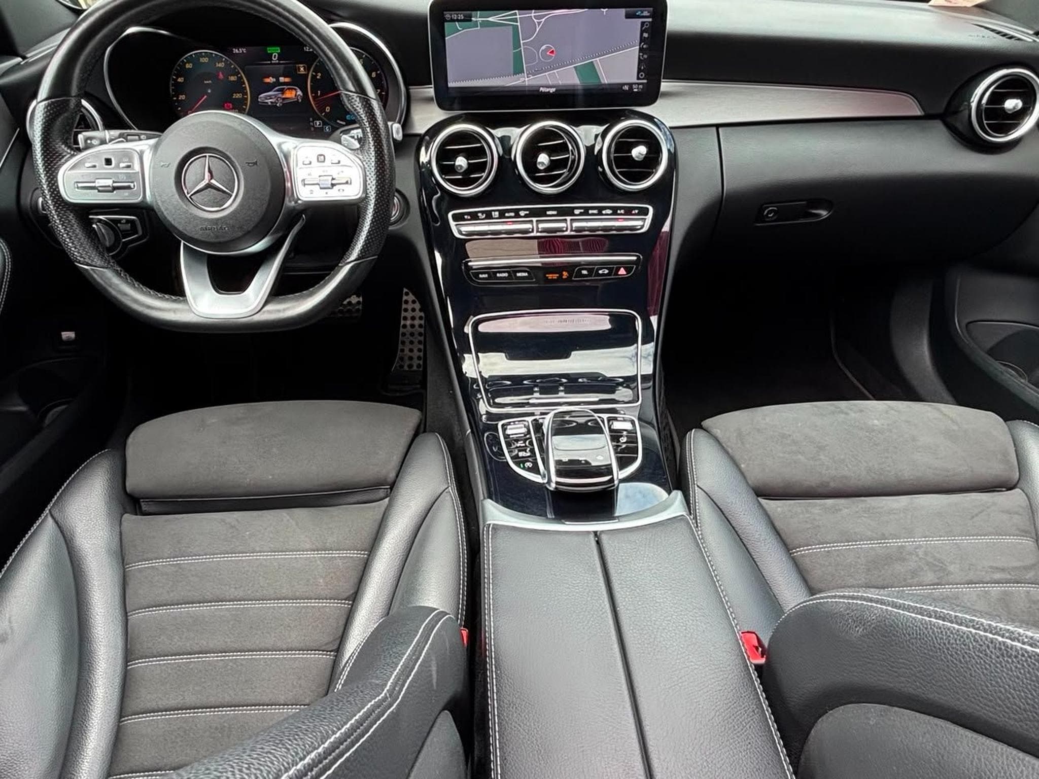 Mercedes C 200 EQ (2019) - Photo 4
