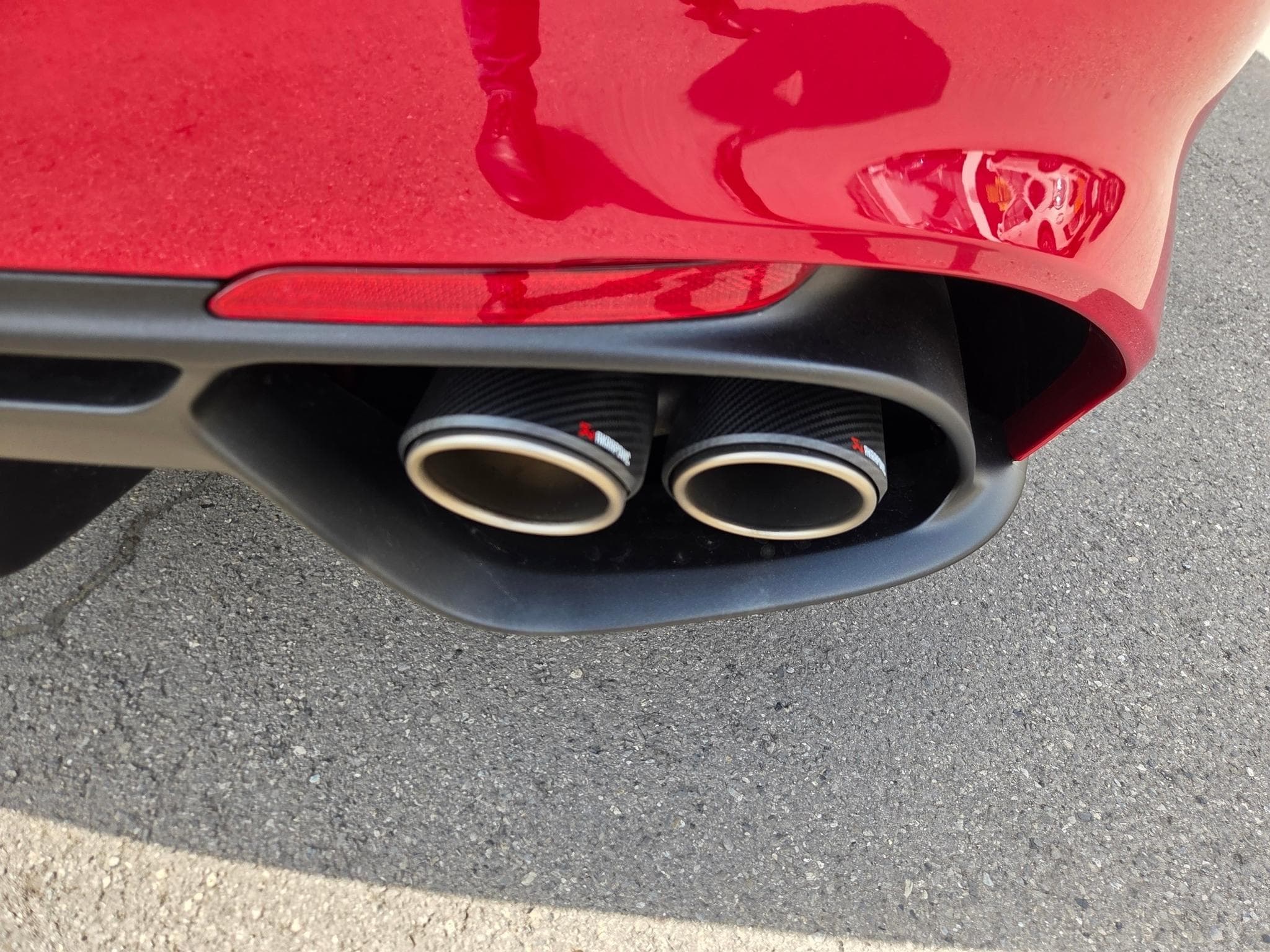 Alfa-Romeo Giulia QUADRIFOGLIO 2.9 V6 BI-TURBO 520 AT8 (2024) - Photo 5
