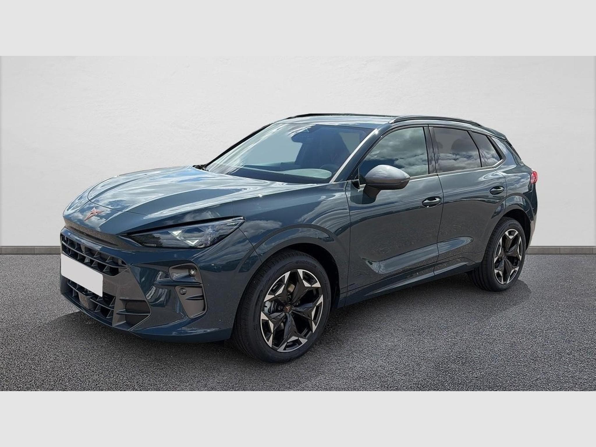 Cupra Terramar 1.5 ETSI HYBRID 150 DSG7 V (2026) - Photo 1