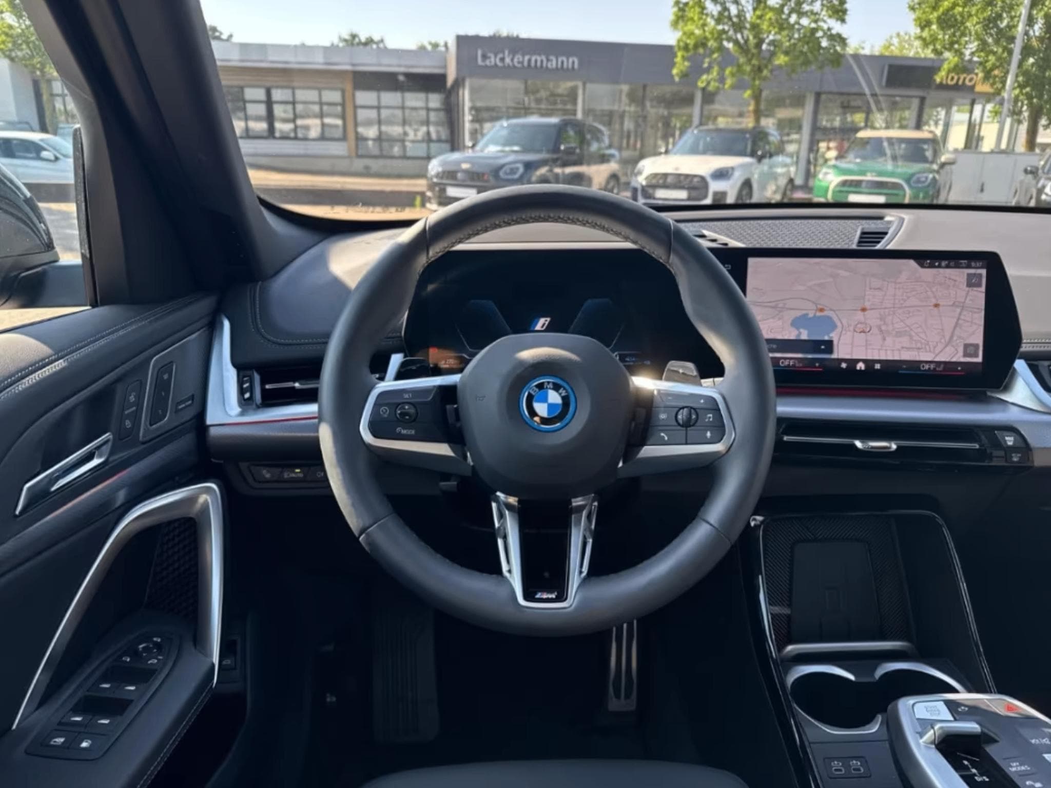BMW X1 xDrive 30e M Sport Pano ACC HUD (2025) - Photo 6