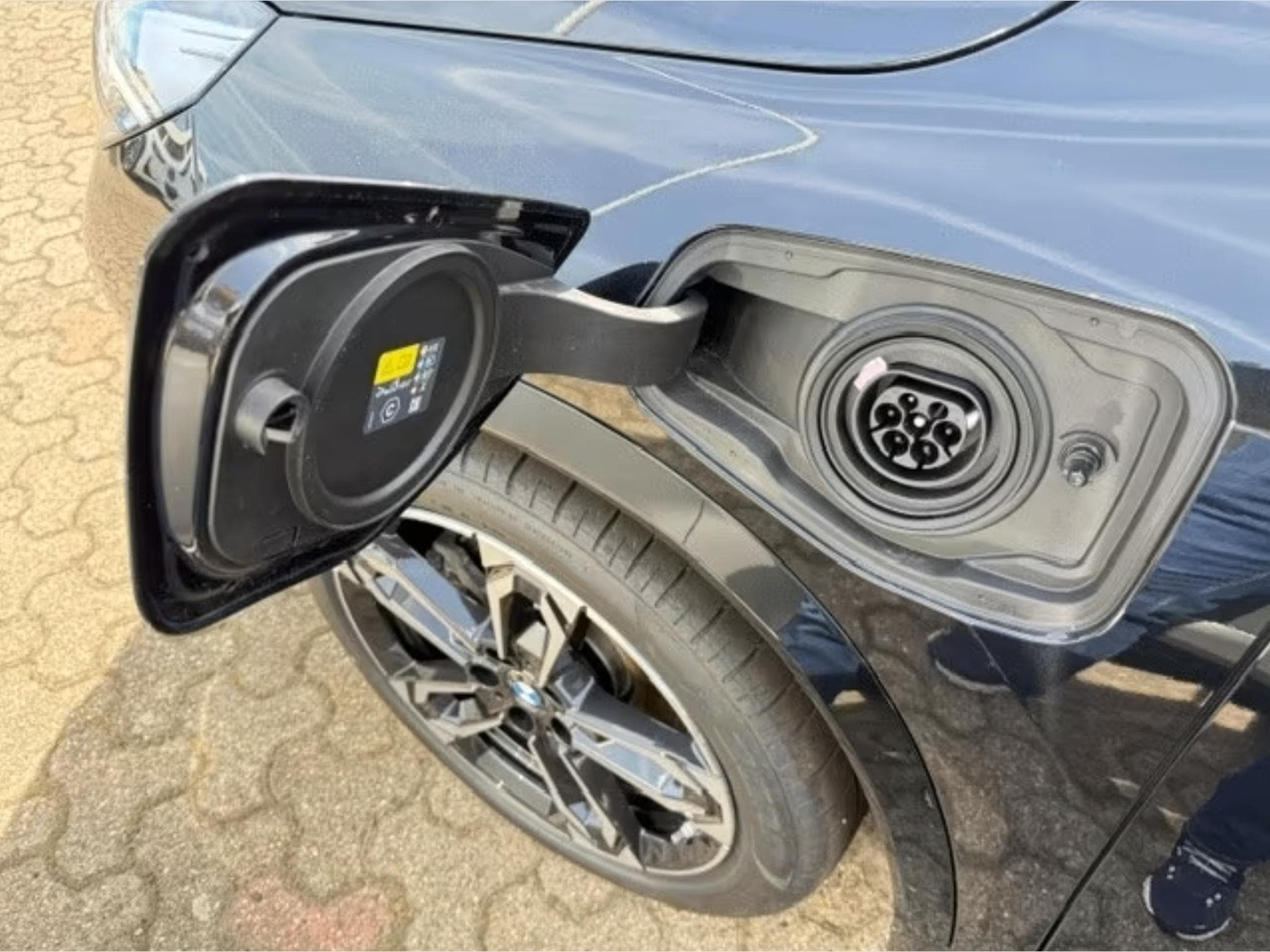 BMW X1 xDrive 30e M Sport Pano ACC HUD (2025) - Photo 19