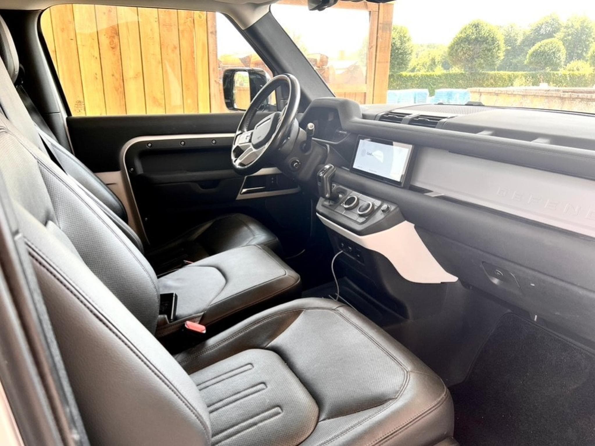 Land-Rover Defender DEFENDER 90 First Edition D250 Full Opt. (2021) - Photo 6