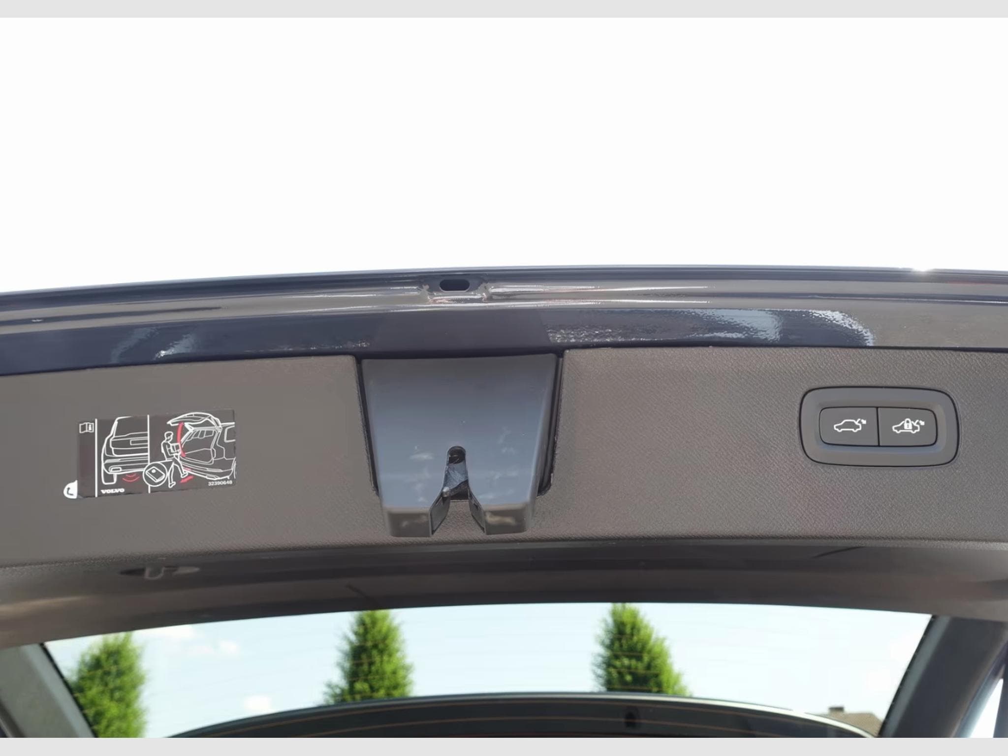 Volvo XC90 Plus Bright T8 AWD/ Pano/HeadUp/360° (2025) - Photo 25
