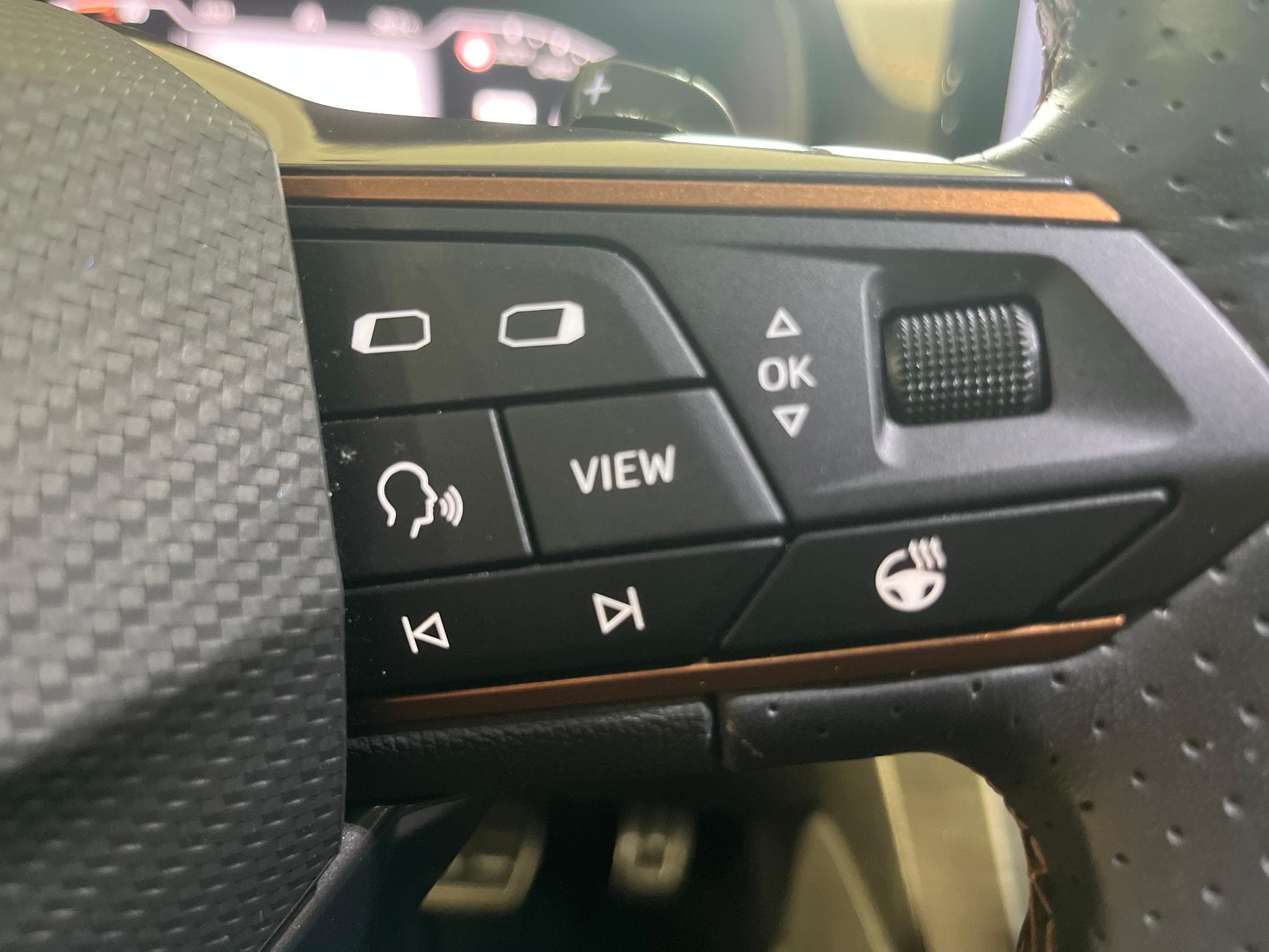 Cupra Formentor 245 VZ E-Hybrid PHEV DSG CAMERA/CARPLAY/ACC (2022) - Photo 24