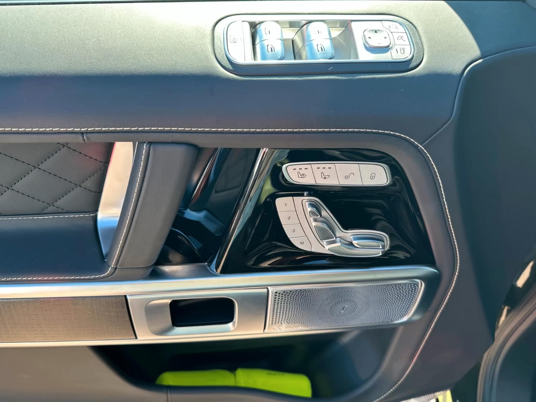 Mercedes G 63 AMG Manufaktur HUD 360 ACC AHK PANO (2024) - Photo 9