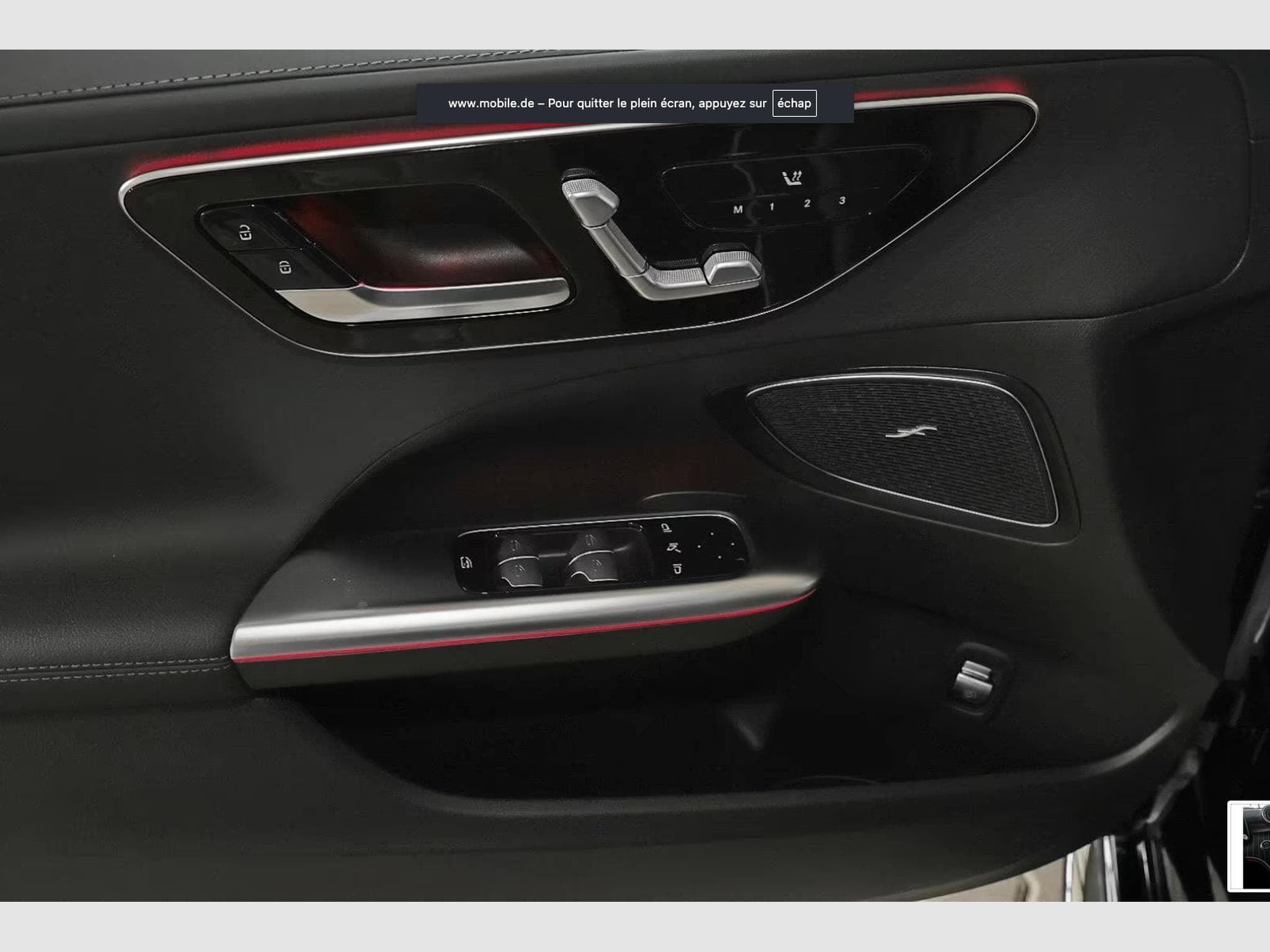 Mercedes C 200 d T AMG MBUX+LED+Pano+360° (2025) - Photo 12