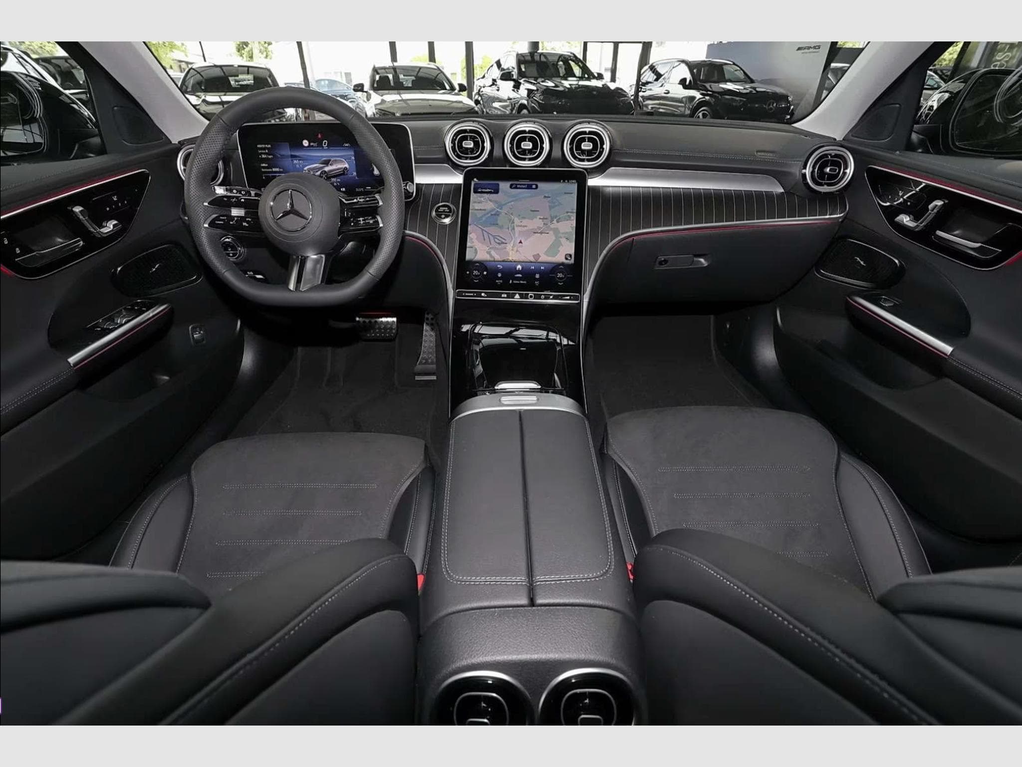 Mercedes C 200 d T AMG MBUX+LED+Pano+360° (2025) - Photo 4