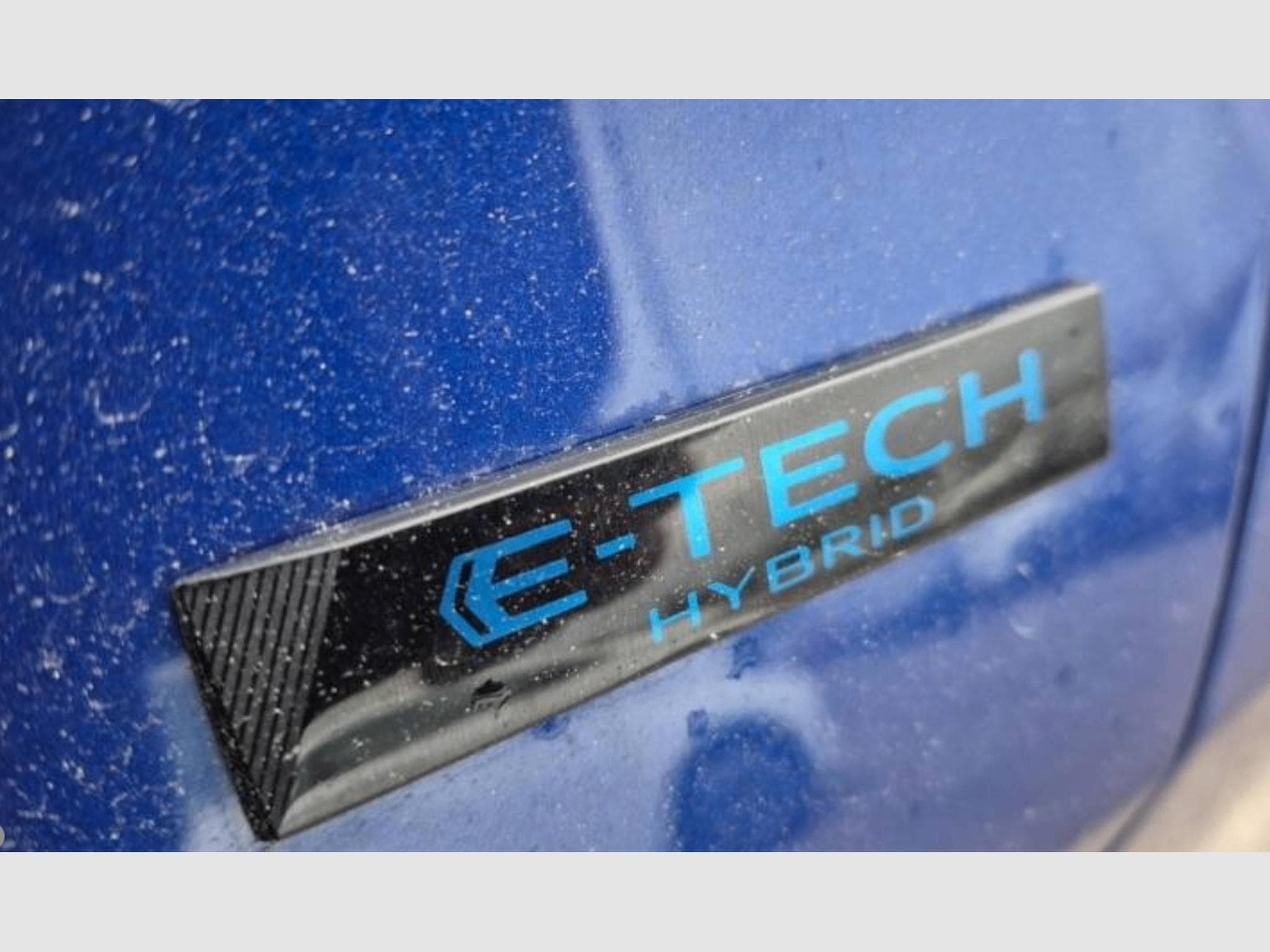 Renault Captur esprit Alpine - E-Tech full hybrid 145 ch (2025) - Photo 20