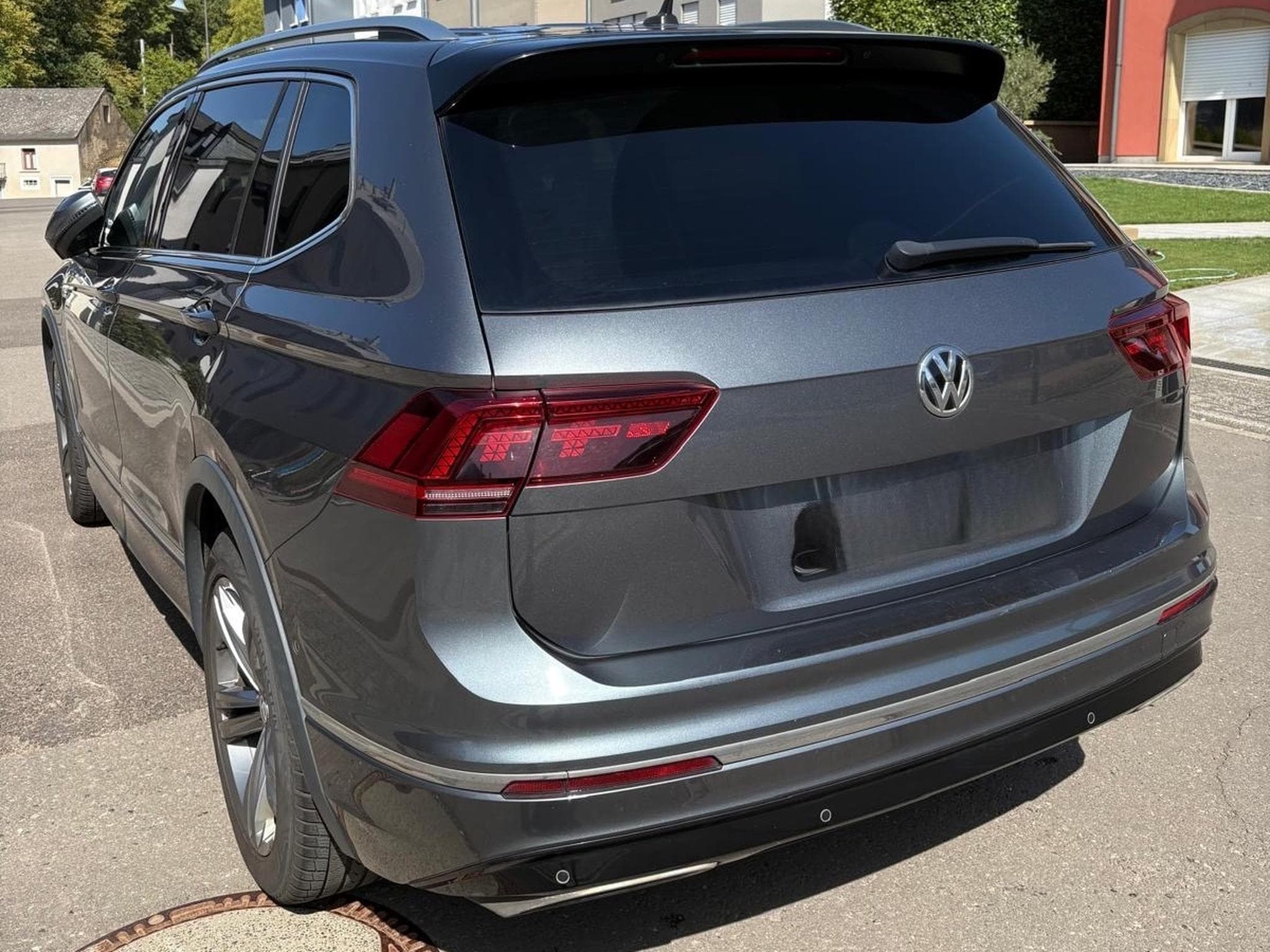 VW Tiguan Allspace (2018) - Photo 2