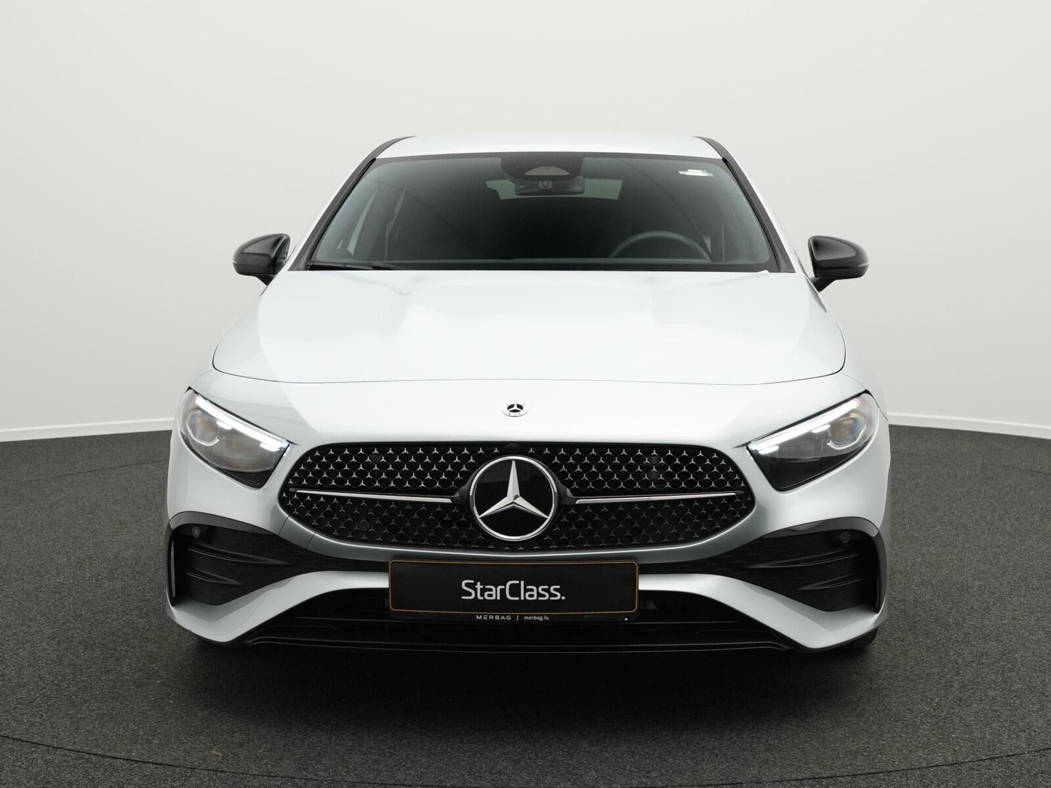 Mercedes A 200 AMG Line/Edition/Navi/Distronic/LED (2025) - Photo 2