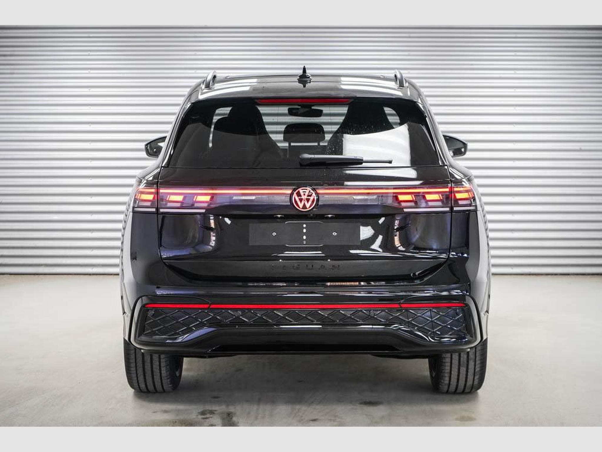 VW Tiguan 2,0 TDI DSG (2025) - Photo 4