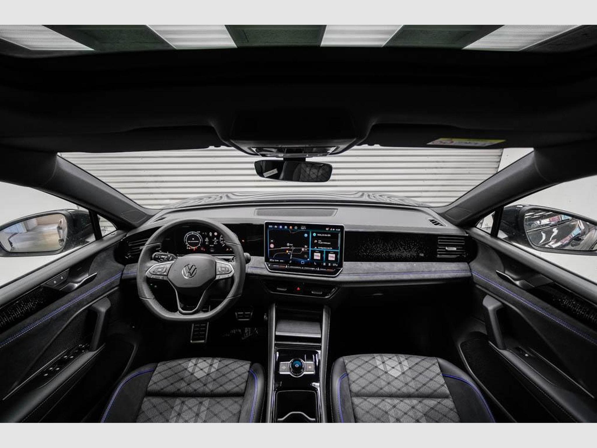 VW Tiguan 2,0 TDI DSG (2025) - Photo 6