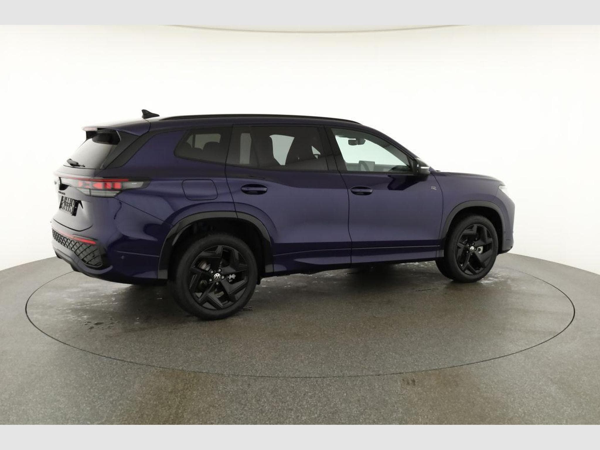 VW Tayron 1.5 TSI eHybrid 150 kW R-Line (2026) - Photo 22