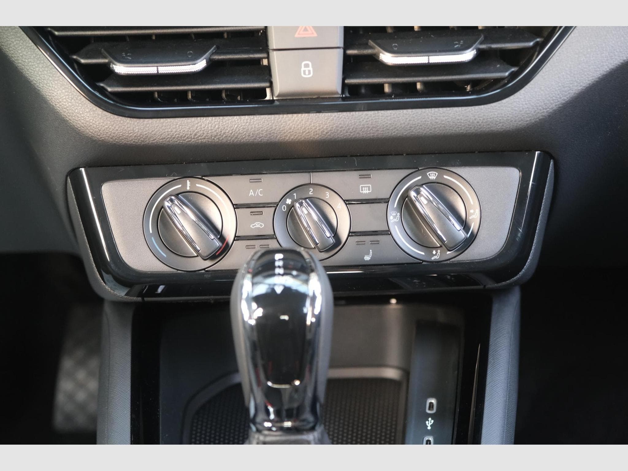 Skoda Scala 1.0 TSI DSG (2026) - Photo 25