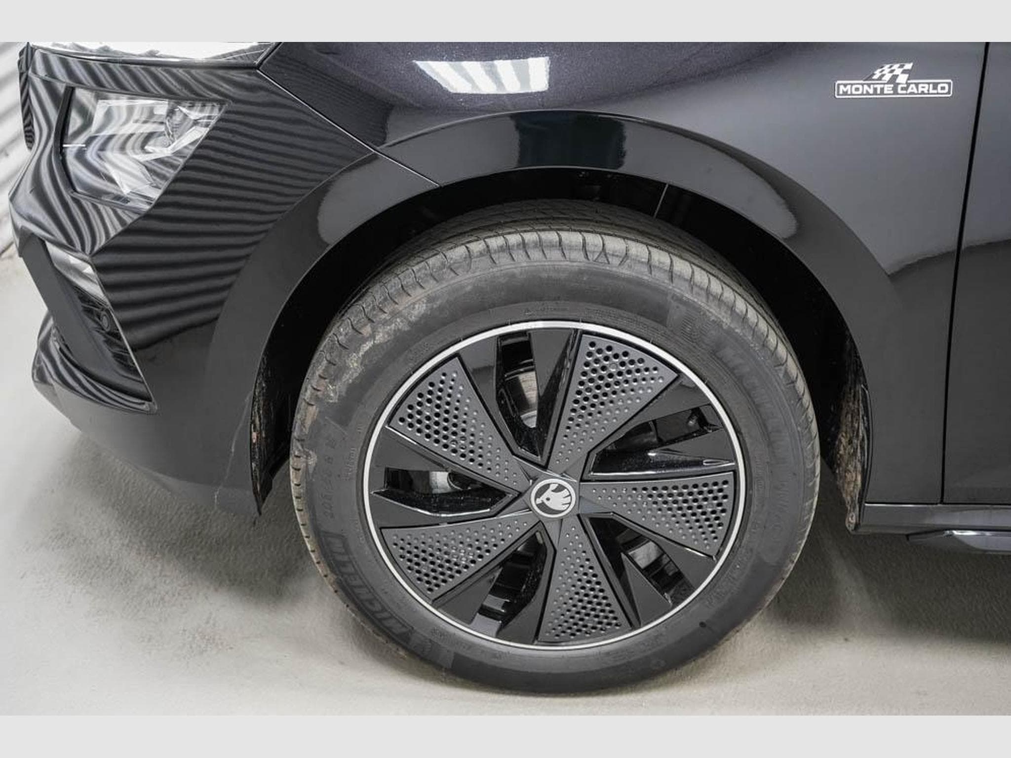 Skoda Kamiq 1,0 TSI Monte (2025) - Photo 5