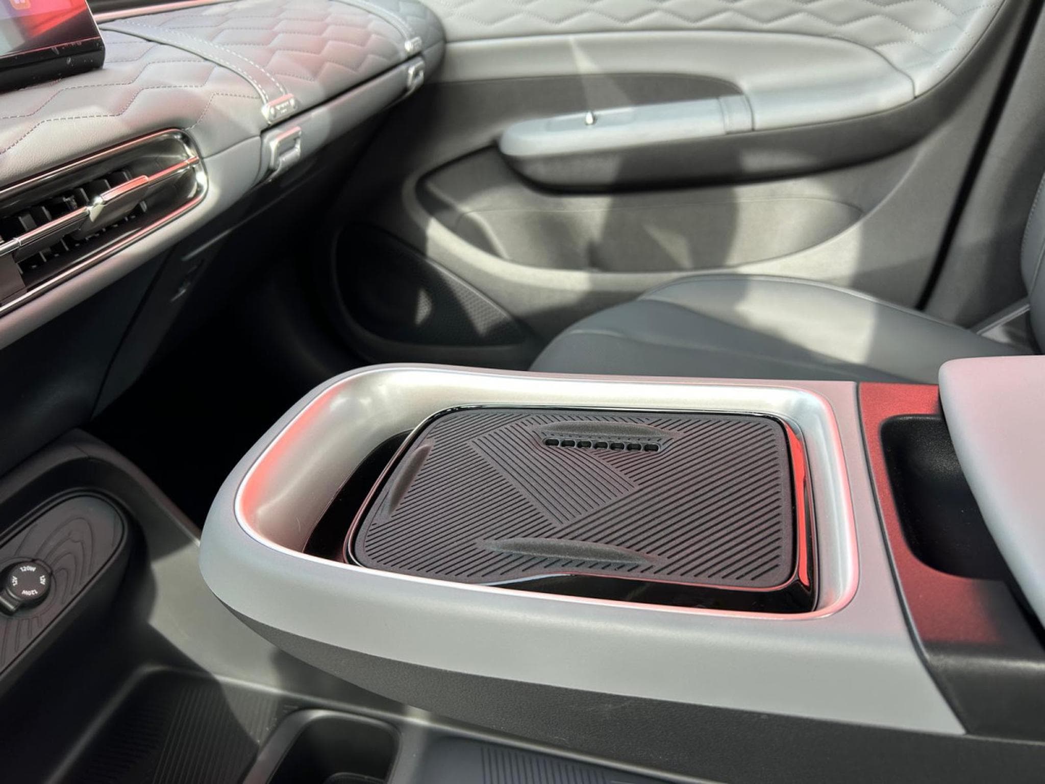 Dongfeng BOX PREMIUM (2026) - Photo 11