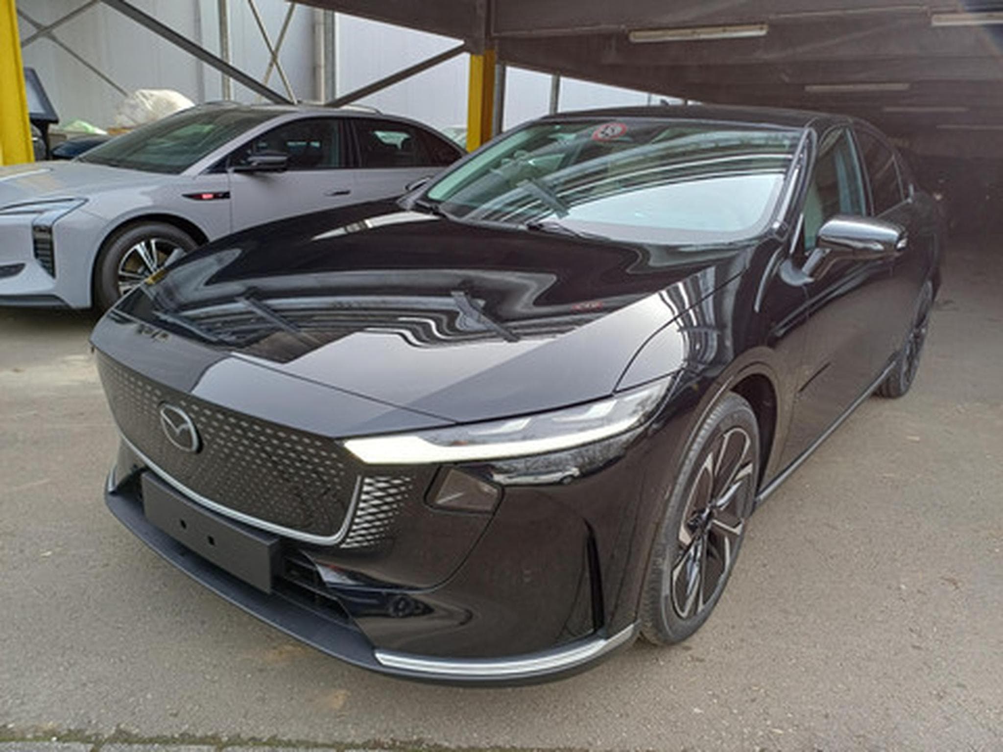 Mazda 6 6e BEV 68.8 kWh 190kW Takumi (2025) - Photo 1